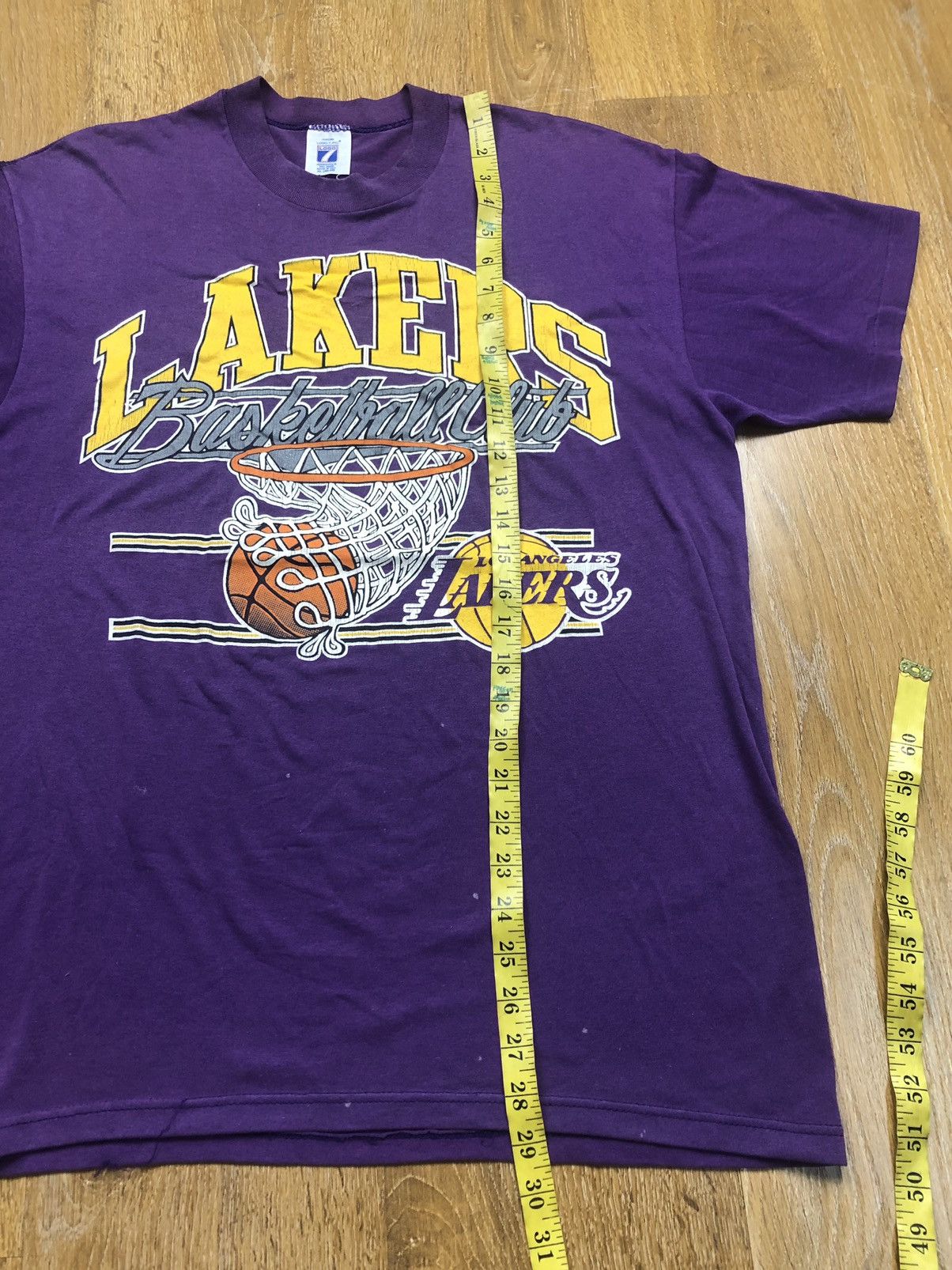 NBA Vintage Lakers T-Shirt Size US XL / EU 56 / 4 - 12 Thumbnail