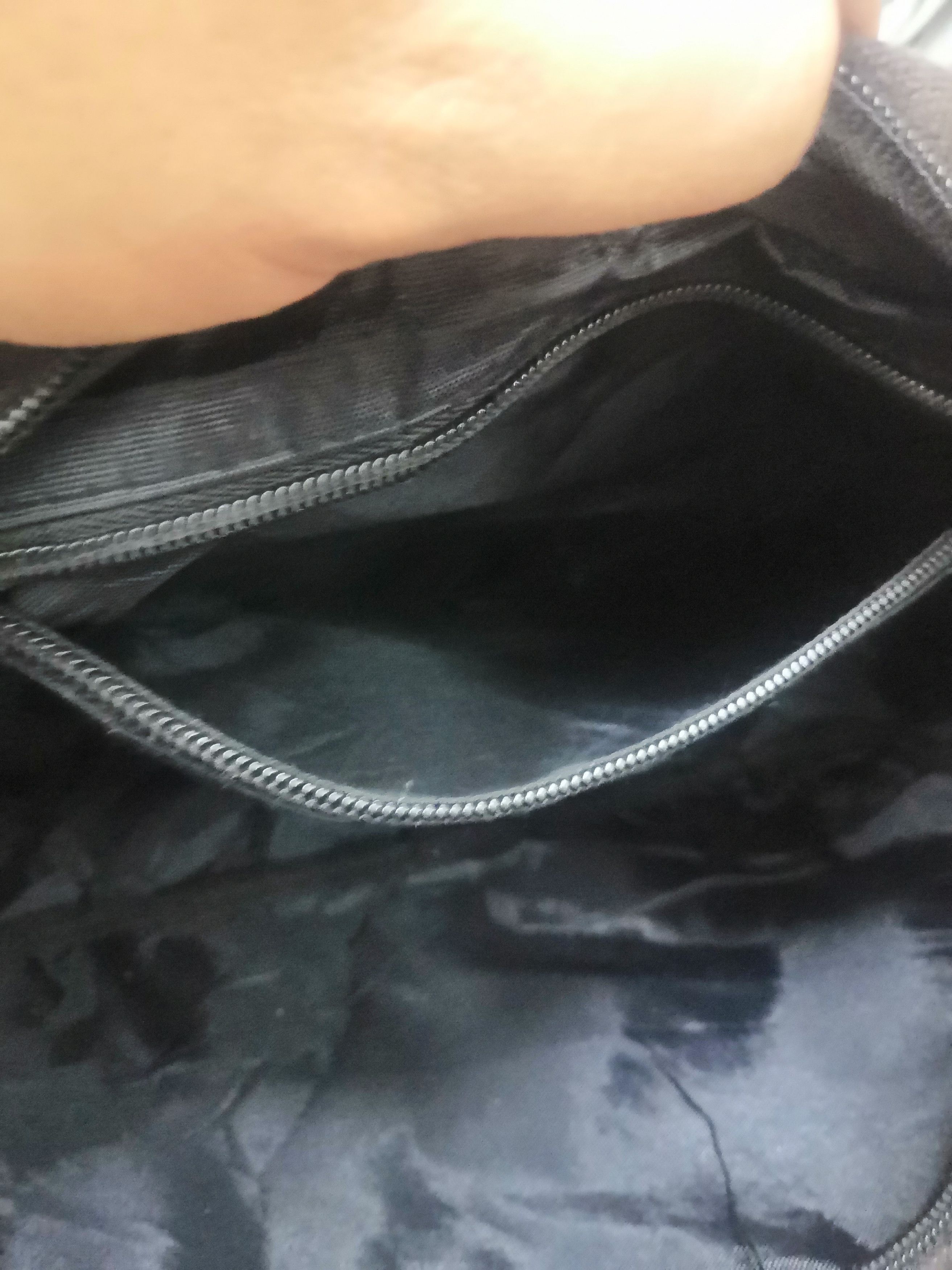 Japanese Brand ✨Need Gone Today ✨Roen Chest The Future Uncertain Bag Size ONE SIZE - 9 Thumbnail