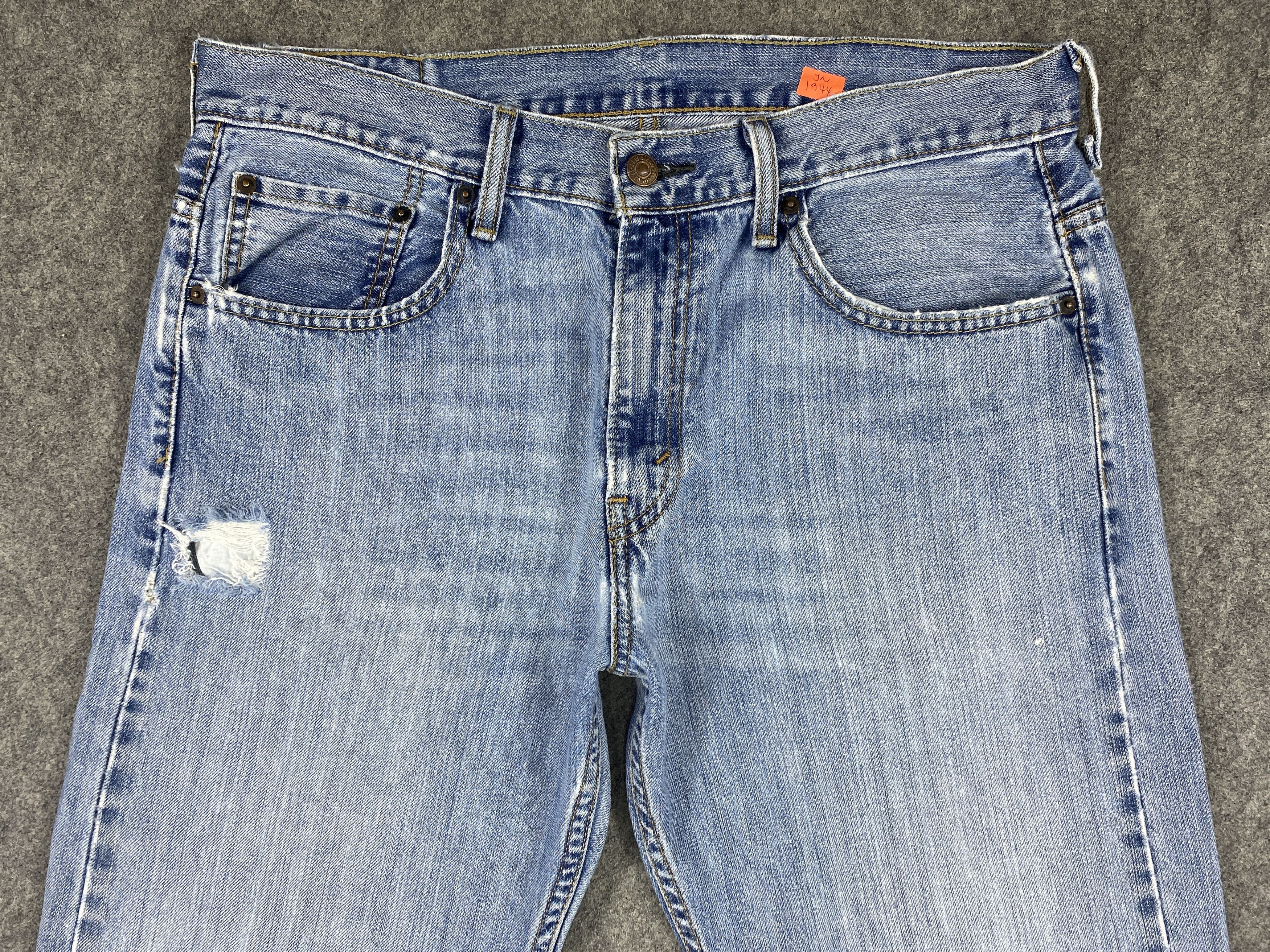 Levi's Mid Blue Levi's 569 Jeans 35x32.5 Denim -JN1944 Size US 35 - 3 Thumbnail