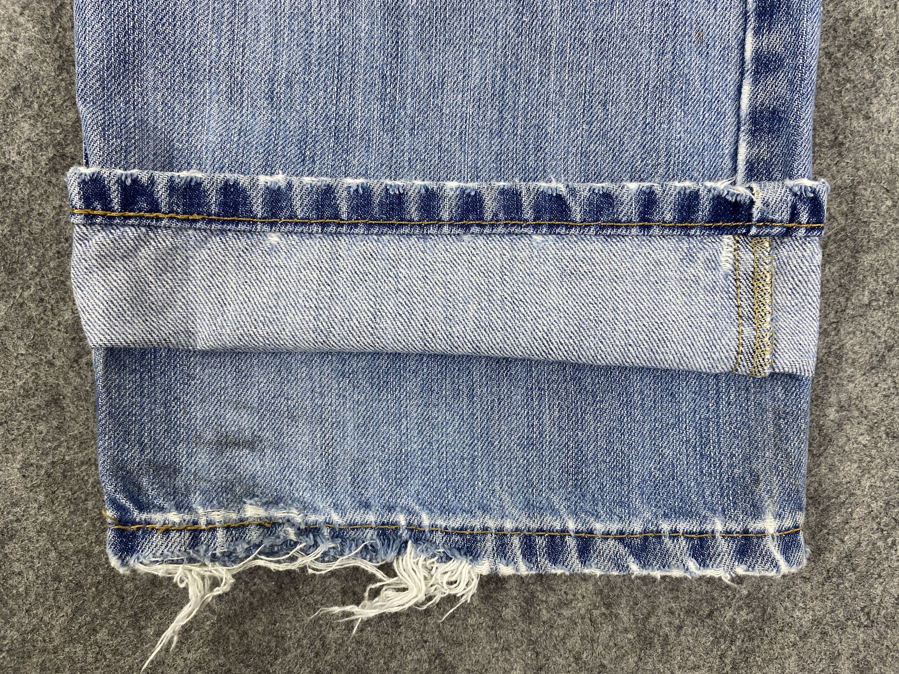 Levi's Mid Blue Levi's 569 Jeans 35x32.5 Denim -JN1944 Size US 35 - 10 Thumbnail