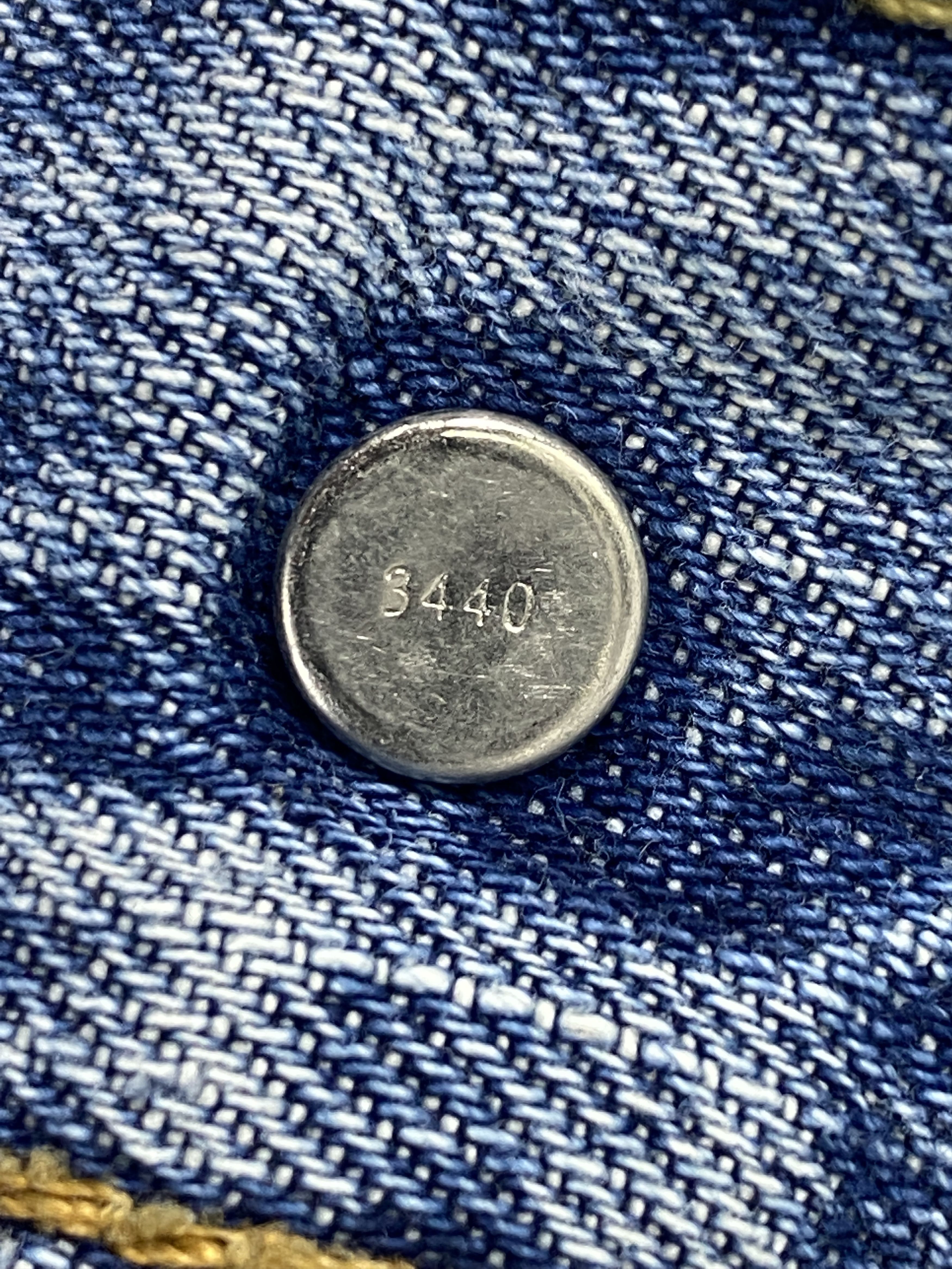 Levi's Mid Blue Levi's 569 Jeans 35x32.5 Denim -JN1944 Size US 35 - 7 Thumbnail