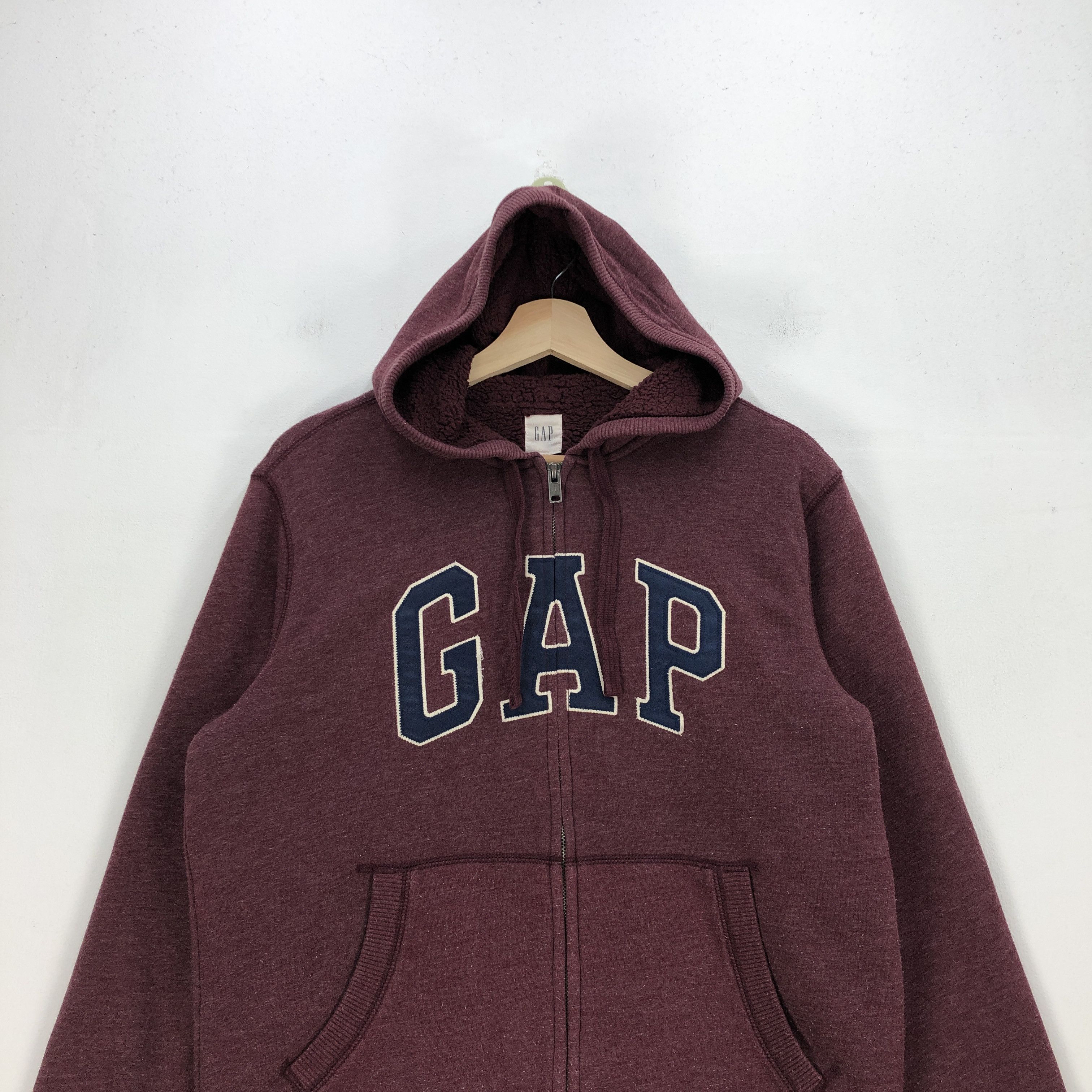 Gap × Japanese Brand × Vintage Gap Sweater Gap Sweatshirt Hoodie Gap Script Jumper Size US M / EU 48-50 / 2 - 4 Thumbnail