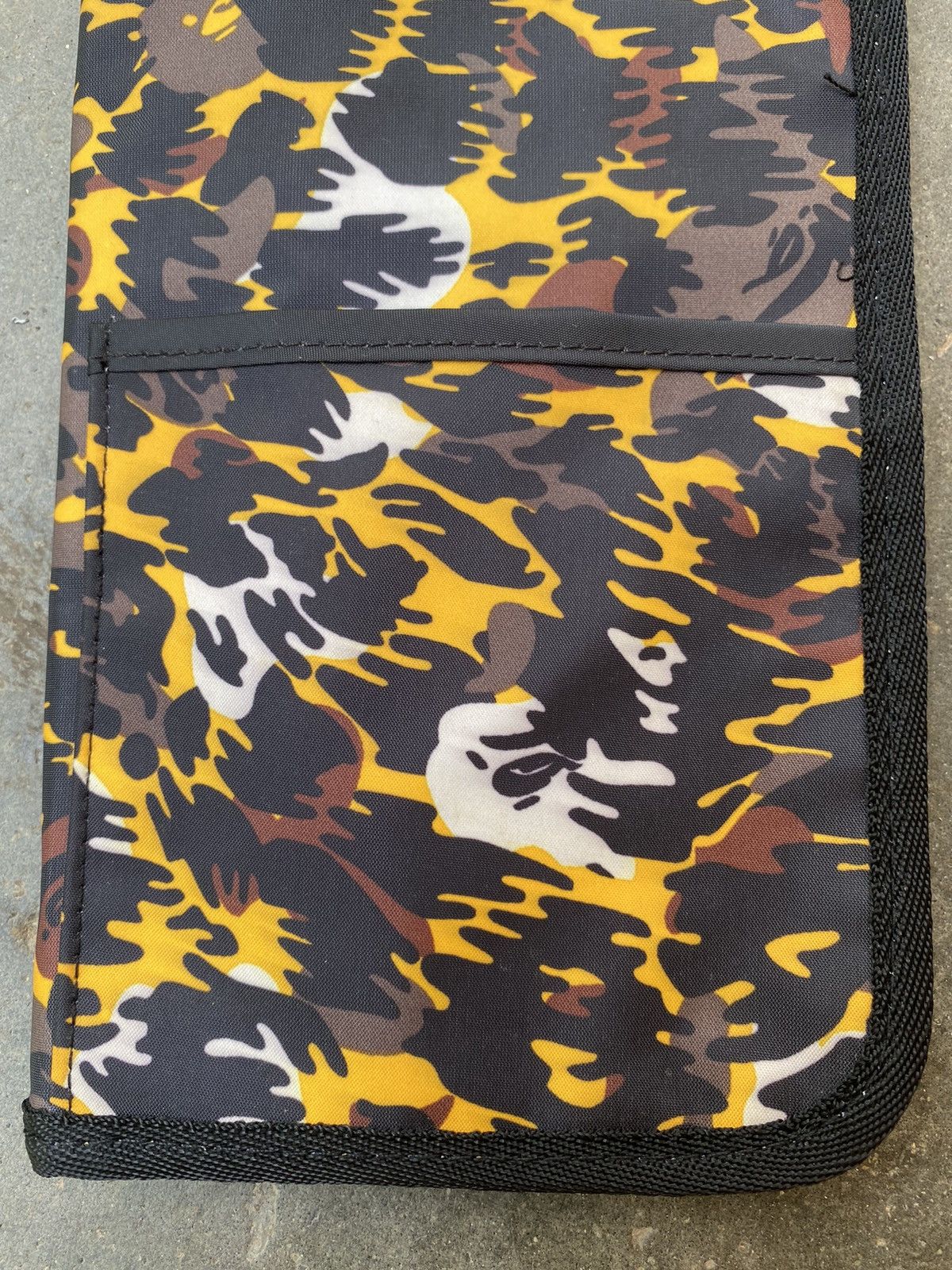 Bape 2010 Spring Collection A Bathing Ape Multicase Travel Kit Size ONE SIZE - 4 Thumbnail