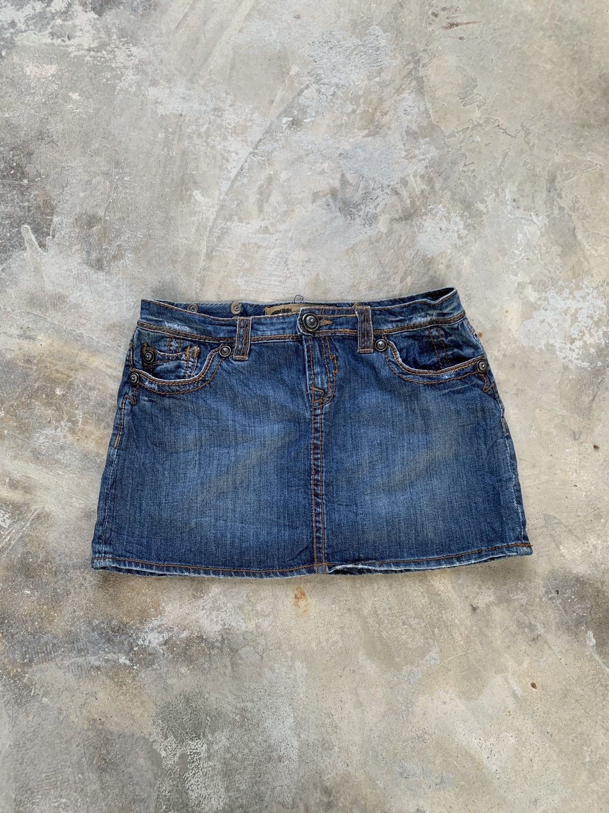 Vintage Vintage indian rock culture denim skirt nice design Size 29" - 2 Thumbnail