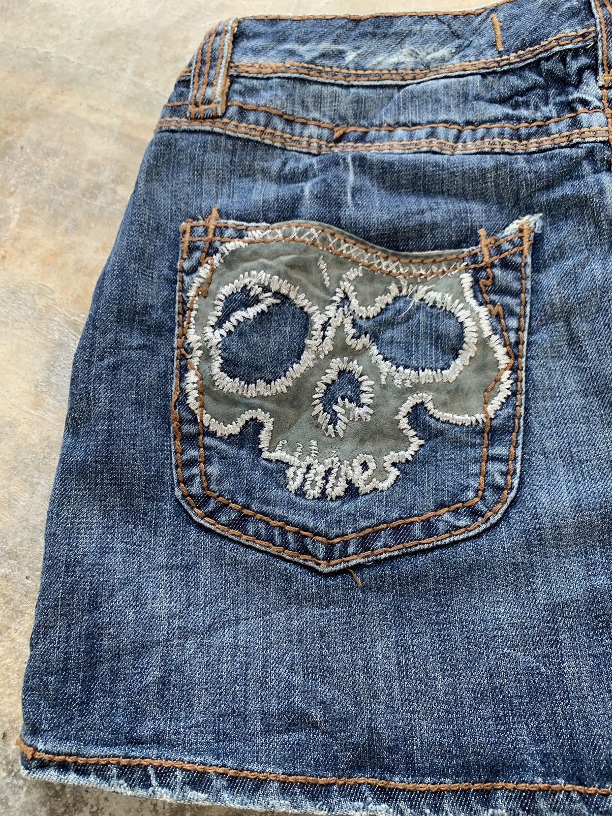 Vintage Vintage indian rock culture denim skirt nice design Size 29" - 5 Thumbnail