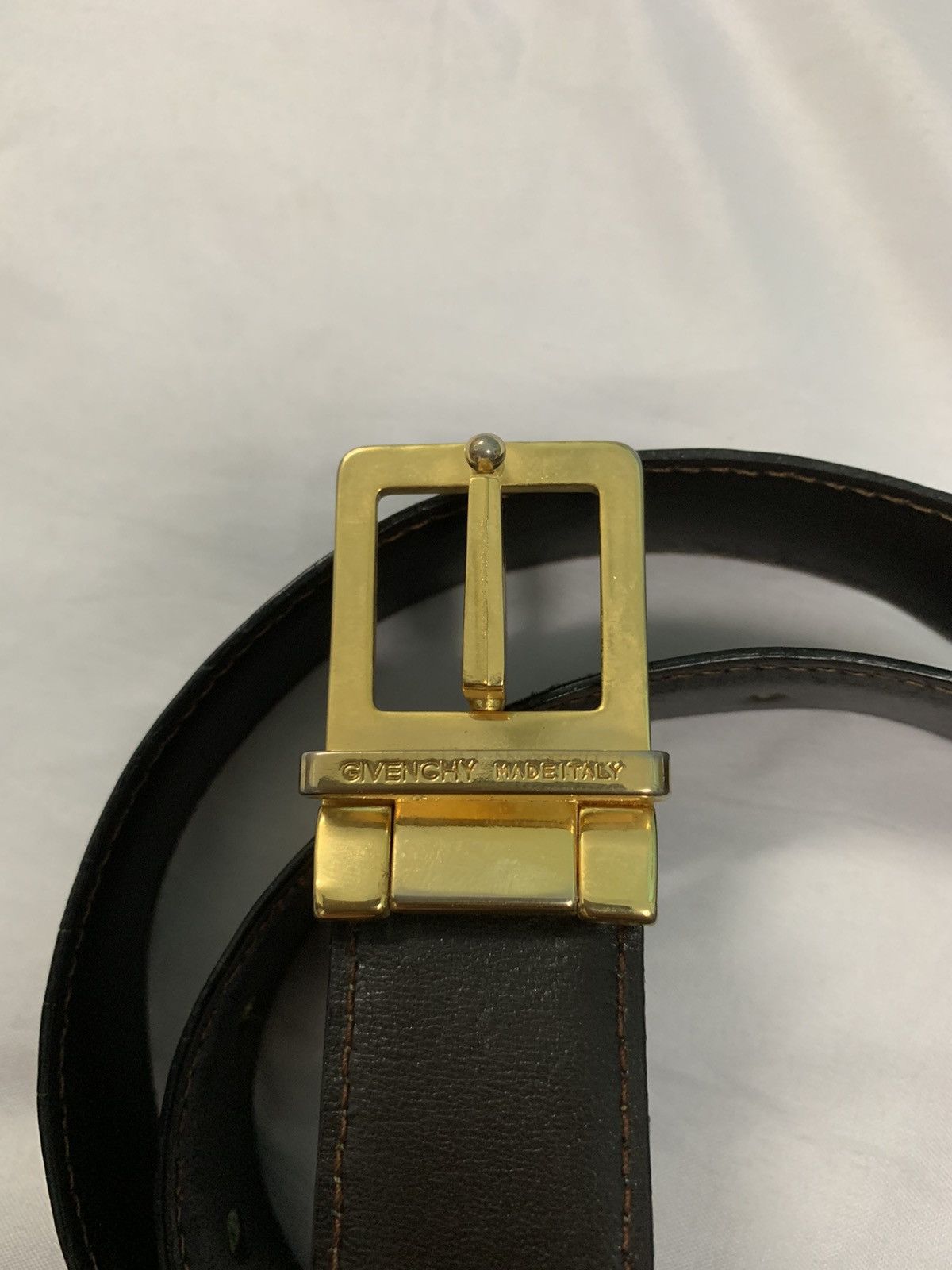 Givenchy 🔥 Givenchy Gold Plated SpellOut Logo Belt Size ONE SIZE - 3 Thumbnail