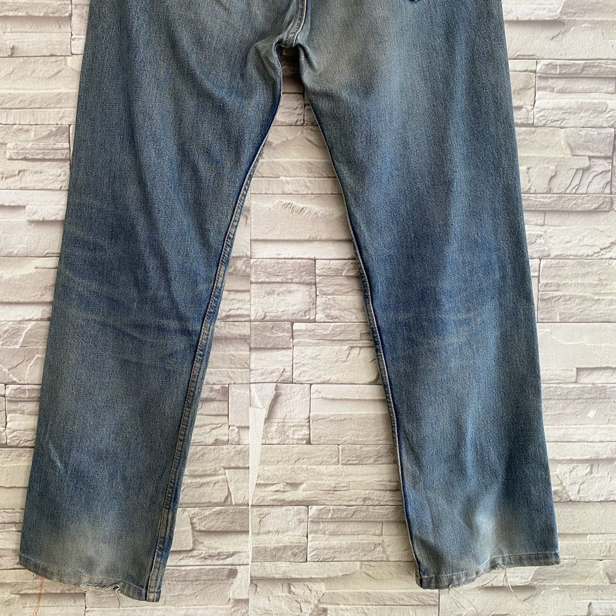 Levi's Vintage 90s Levis 501 Dirty Faded Made USA 33x29.5 Size US 33 - 10 Thumbnail