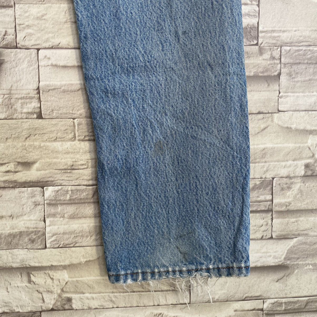 Levi's Vintage Levis 501xx Lightwash Jeans Grunge 28x30 Made USA Size US 28 / EU 44 - 17 Thumbnail