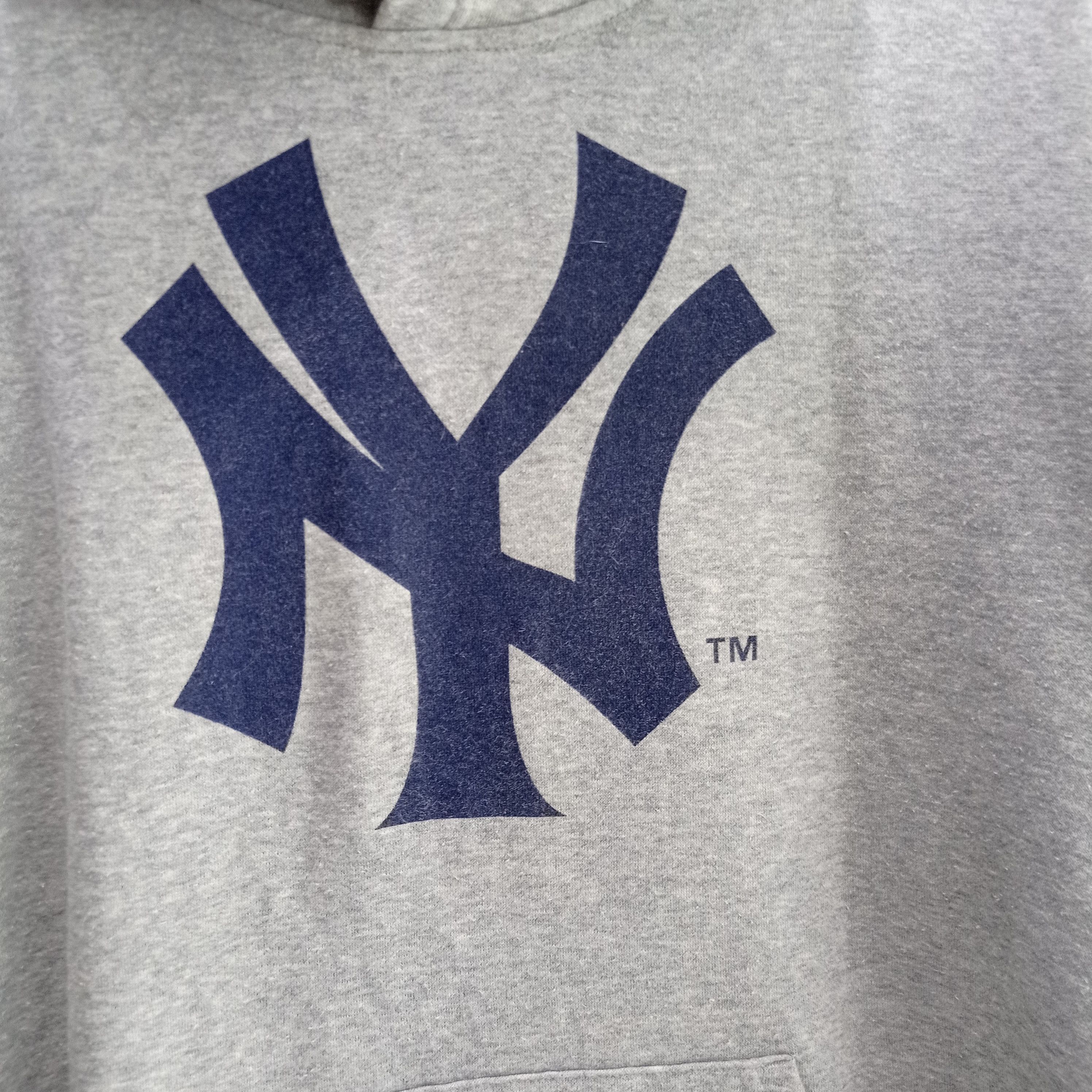 Majestic × New York Yankees Vintage Majestic New York Hoodie Sweatshirts Size US XL / EU 56 / 4 - 6 Thumbnail
