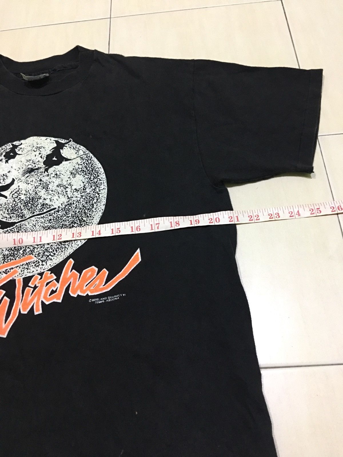 Vintage Vintage Best witches 1991 promo movie / film shirt Size US L / EU 52-54 / 3 - 8 Thumbnail