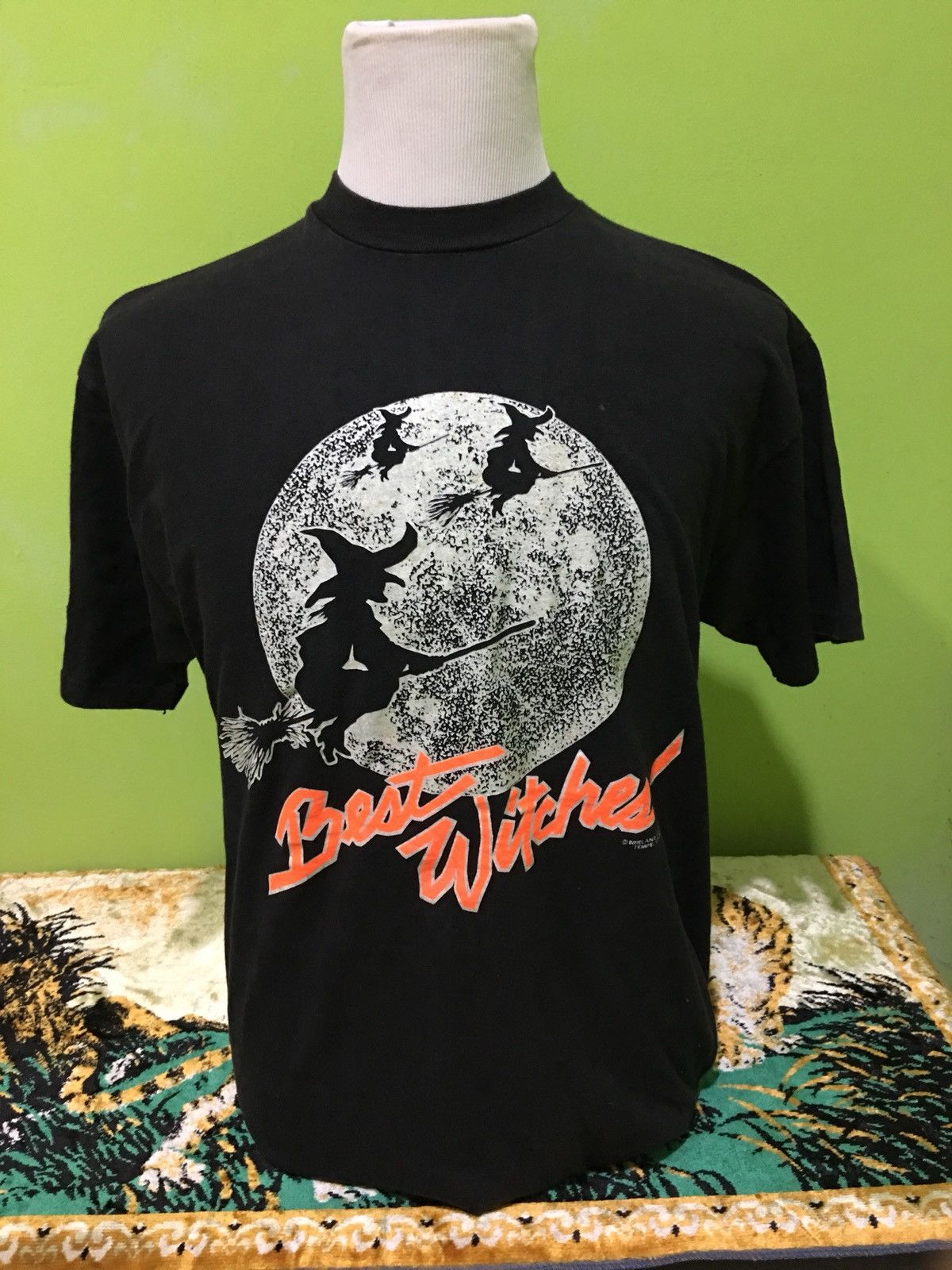 Vintage Vintage Best witches 1991 promo movie / film shirt Size US L / EU 52-54 / 3 - 3 Thumbnail