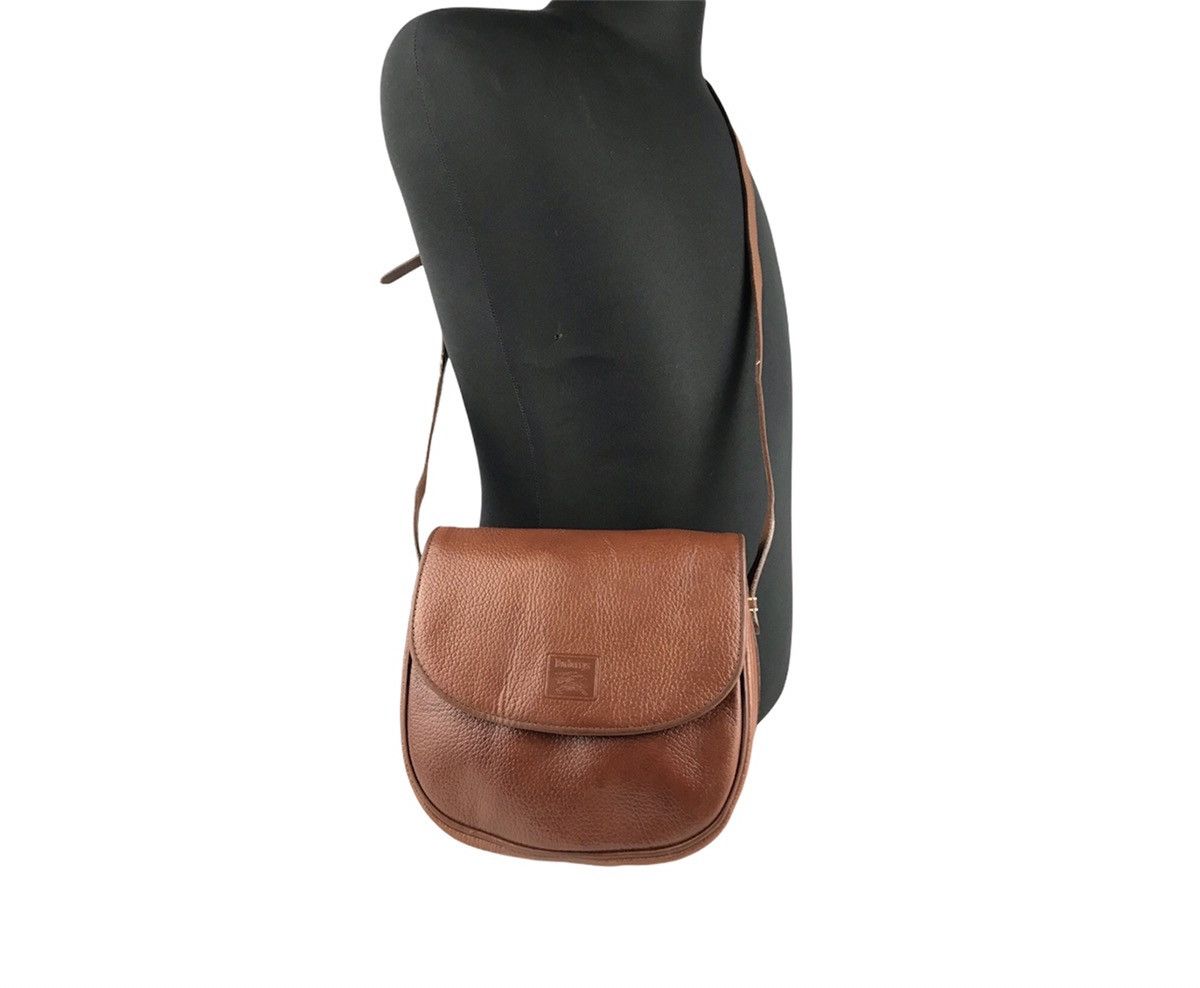 Burberry ❌LAST DROP❌ Vintage Burberrys Leather Brown Crossbody bag Size ONE SIZE - 1 Thumbnail