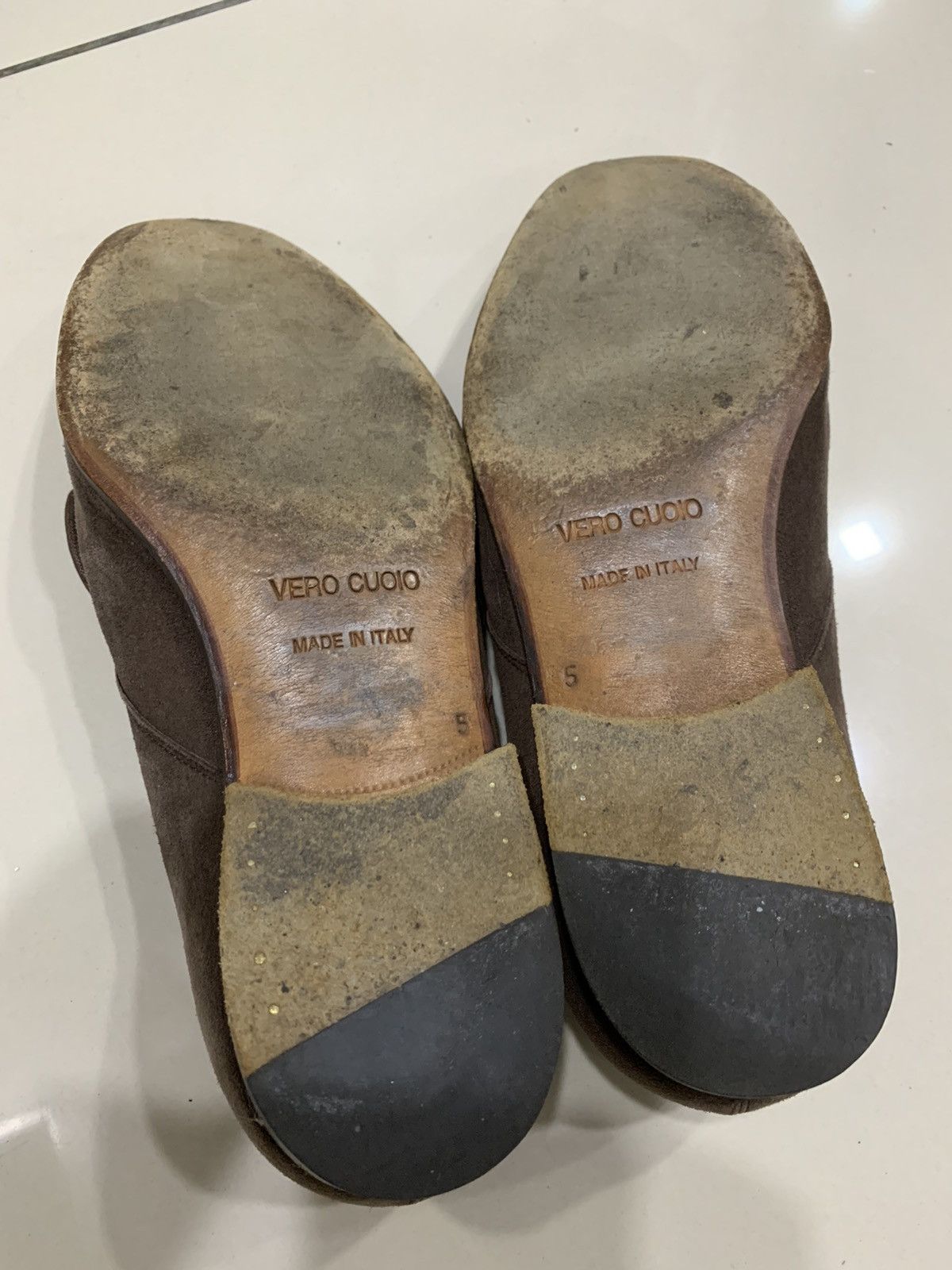 Helmut Lang VINTAGE HELMUT LANG SUEDE OXFORD SHOES Size US 5 / EU 37 - 6 Thumbnail