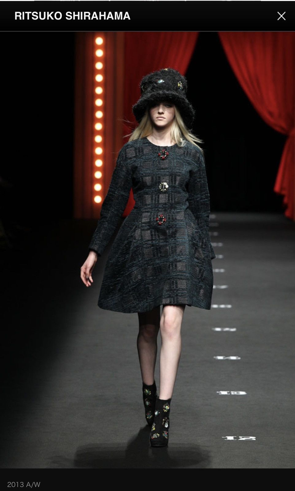 Japanese Brand RITSUKO SHIRAHAMA A/W 2013 RUNWAY BLACK ROSES BULKY HAT Size ONE SIZE - 1 Thumbnail