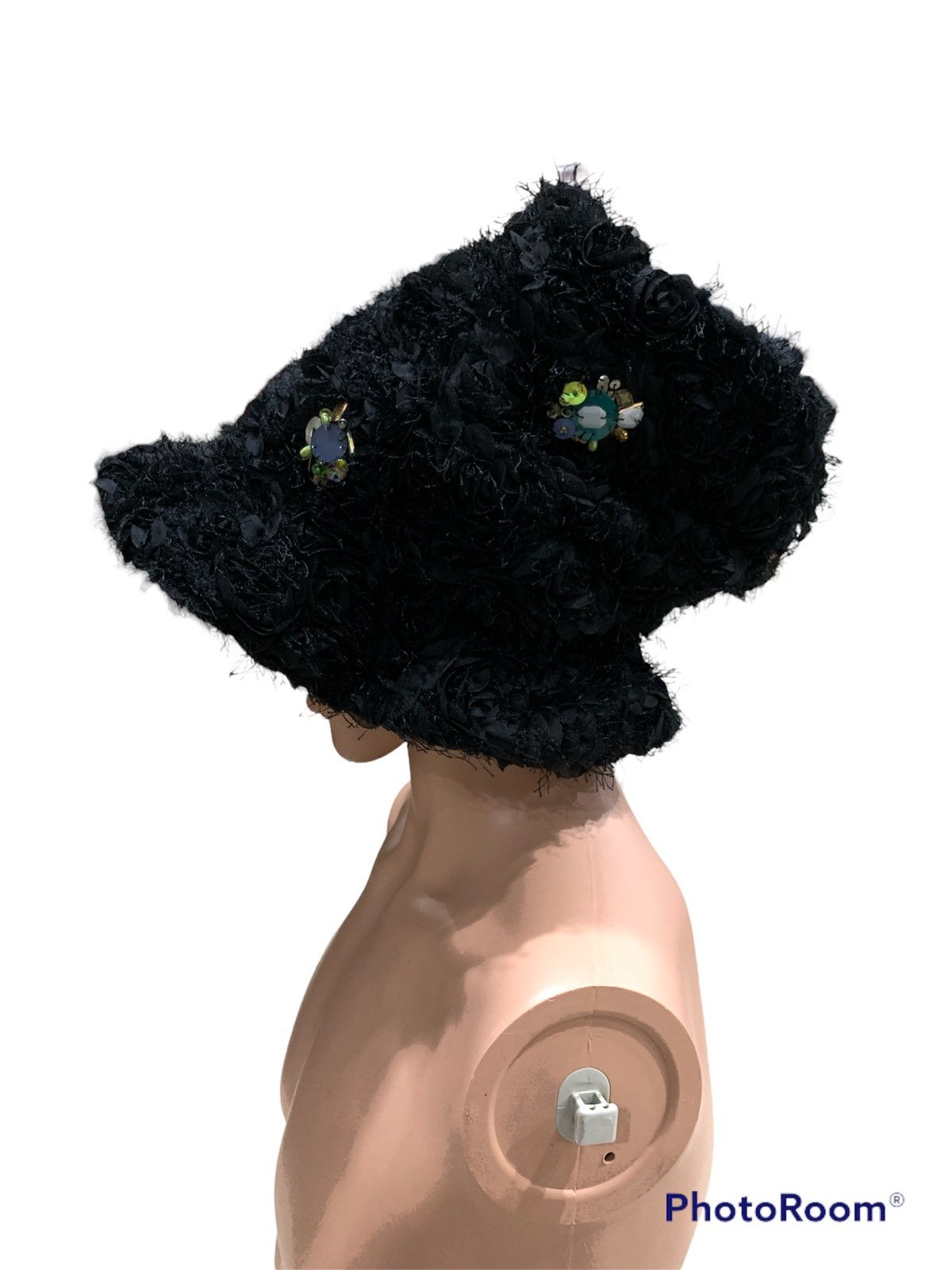 Japanese Brand RITSUKO SHIRAHAMA A/W 2013 RUNWAY BLACK ROSES BULKY HAT Size ONE SIZE - 3 Thumbnail