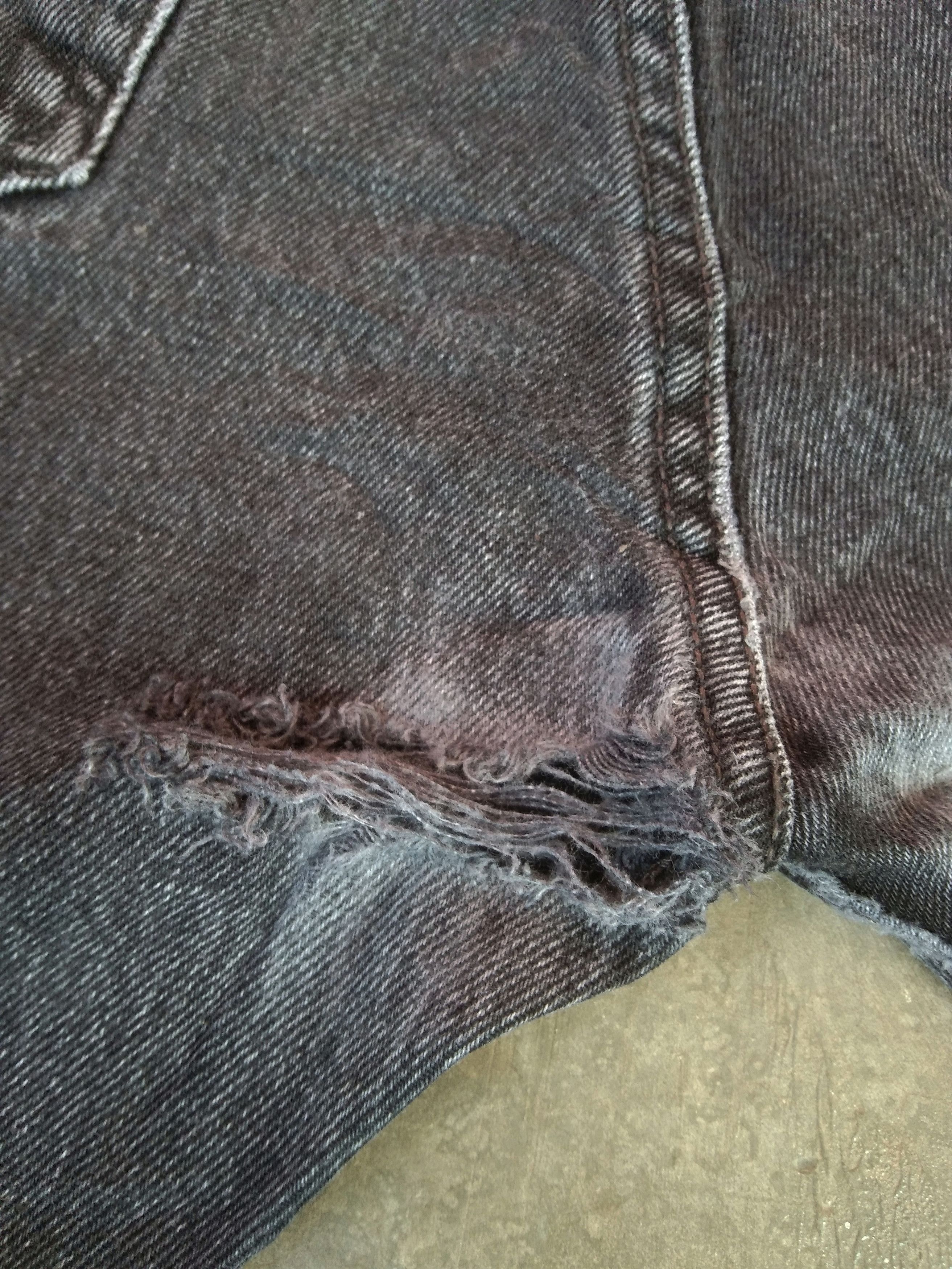 Levi's Vintage Levi's 501 Black Straight Leg Distressed Jeans 33x31 Size US 33 - 4 Thumbnail