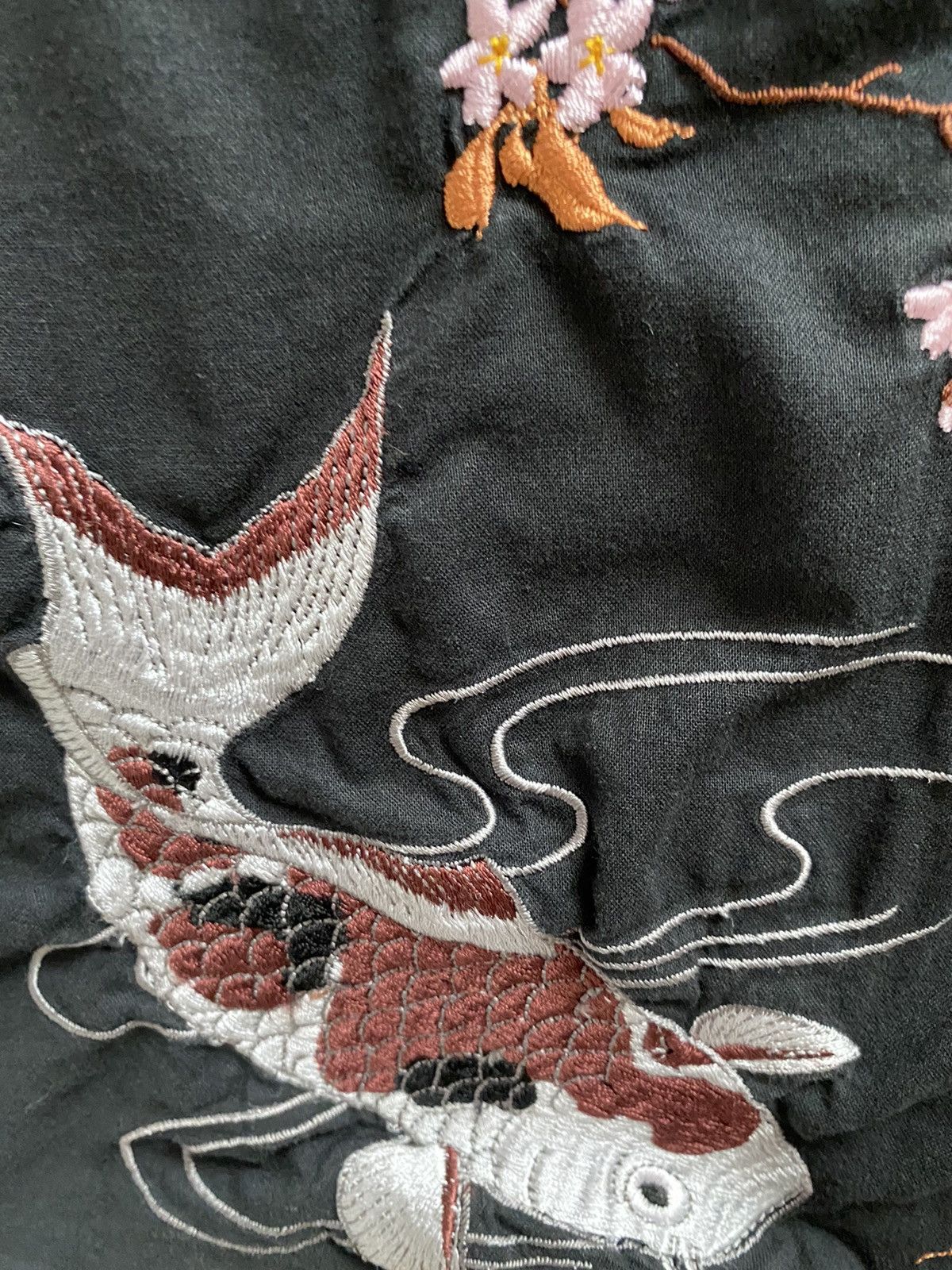 Japanese Brand × Vintage 🇯🇵 Traditional embroidery Koi Button Shirt design Rare Size US L / EU 52-54 / 3 - 12 Thumbnail