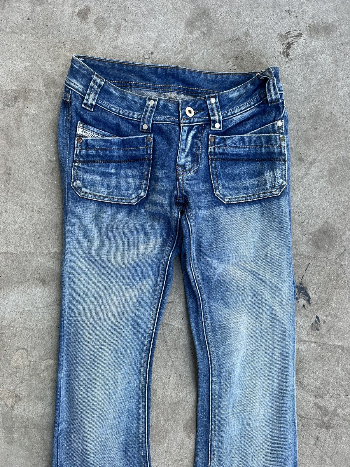 Diesel Vintage Diesel Jeans Flare Washed Denim Size 27" / US 4 / IT 40 - 4 Thumbnail