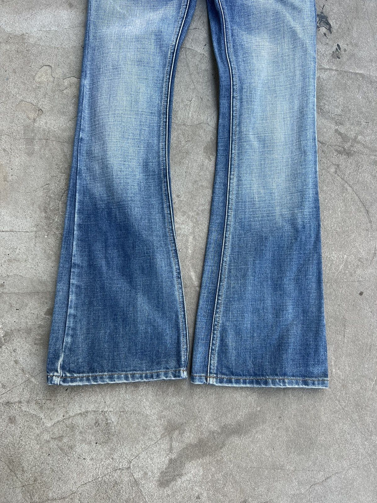 Diesel Vintage Diesel Jeans Flare Washed Denim Size 27" / US 4 / IT 40 - 3 Thumbnail