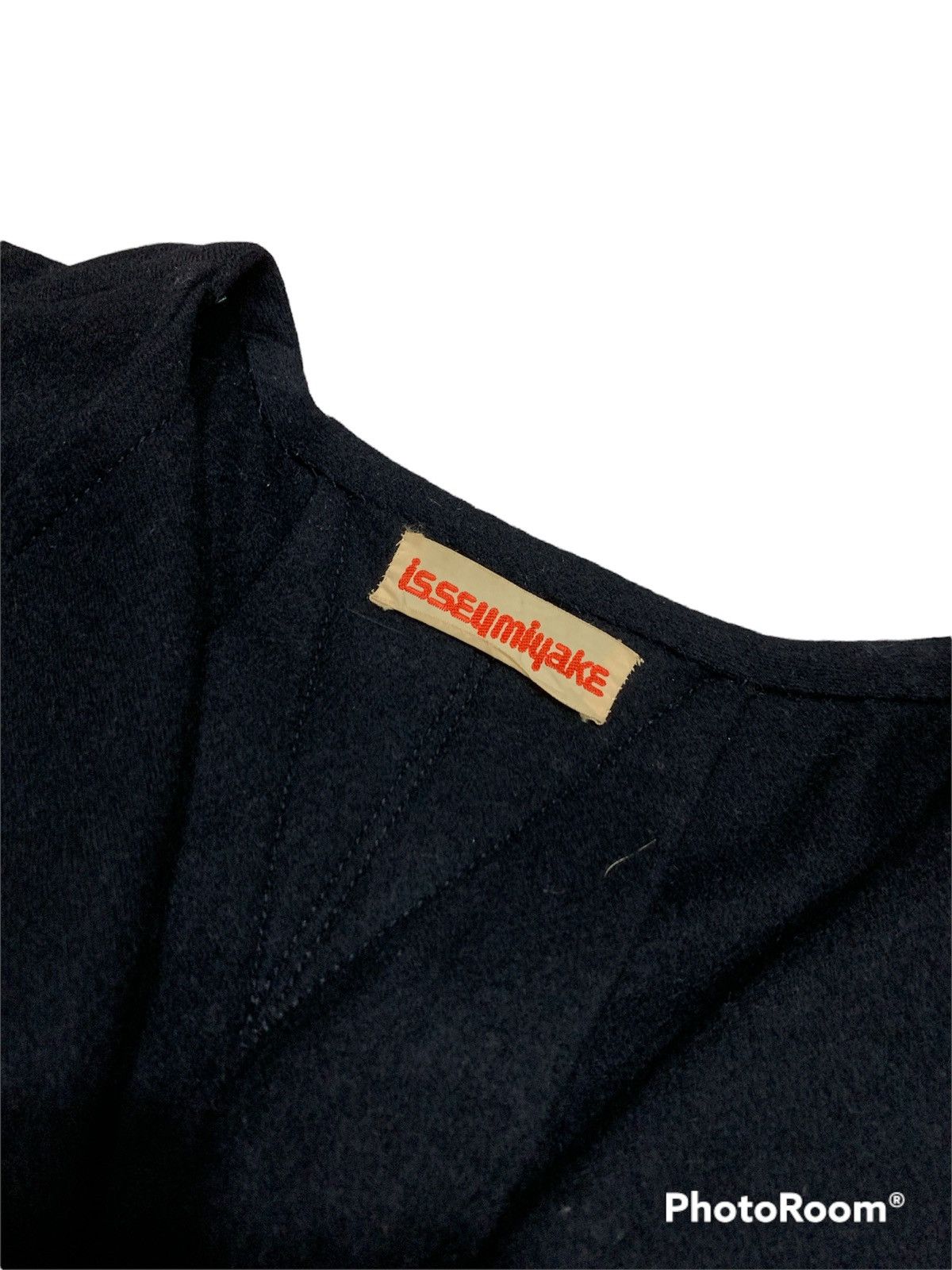 Issey Miyake VINTAGE ISSEY MIYAKE 1970s PURE WOOL WINDCOAT JACKET Size US L / EU 52-54 / 3 - 4 Thumbnail