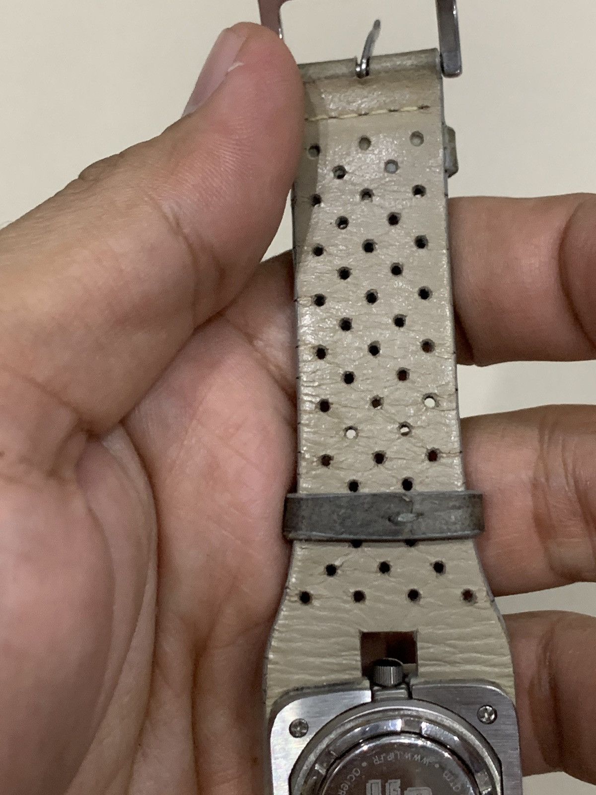 Designer LIP FRANCE MONTRE BIG TV LEATHER STRAP WATCH Size ONE SIZE - 12 Thumbnail