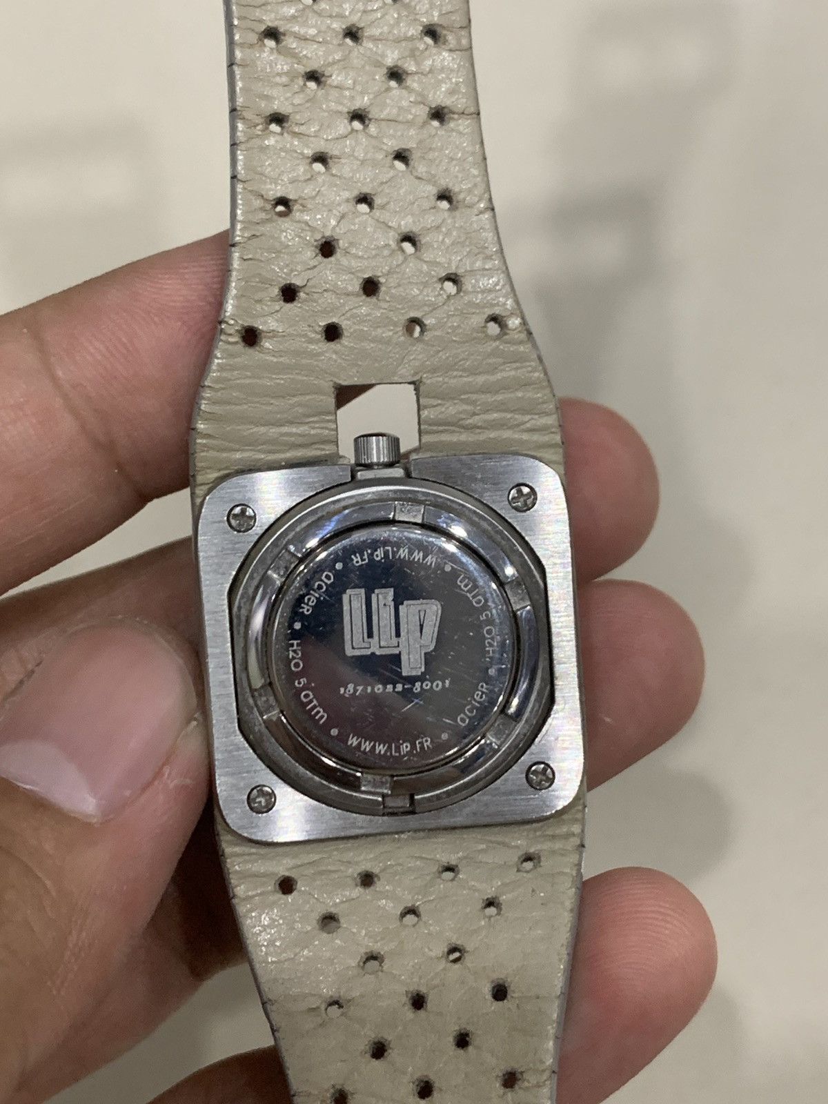 Designer LIP FRANCE MONTRE BIG TV LEATHER STRAP WATCH Size ONE SIZE - 7 Thumbnail