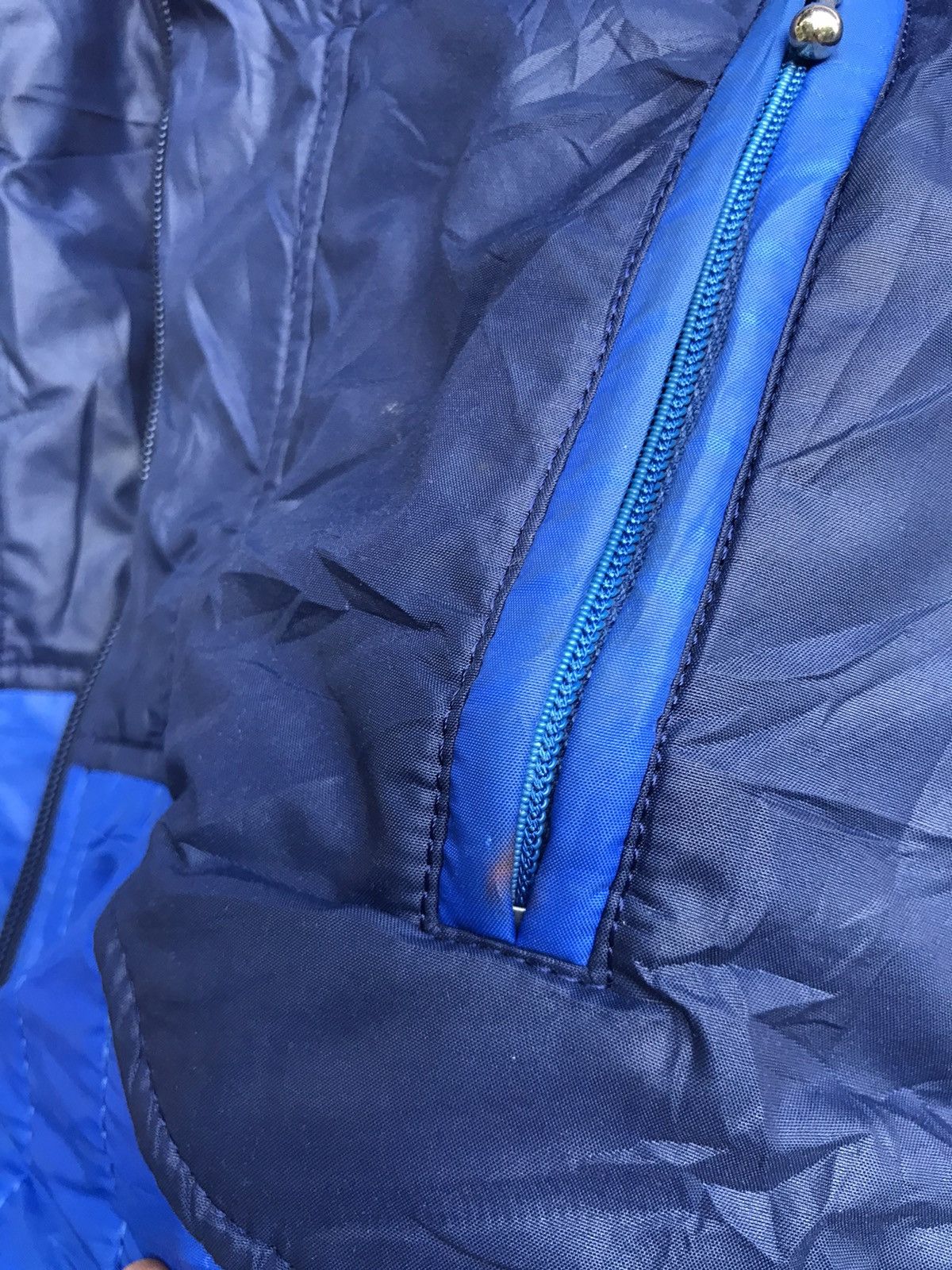 Moncler Vintage Moncler of France Ski Wear Quilted Puffer Jacket Size US S / EU 44-46 / 1 - 16 Thumbnail