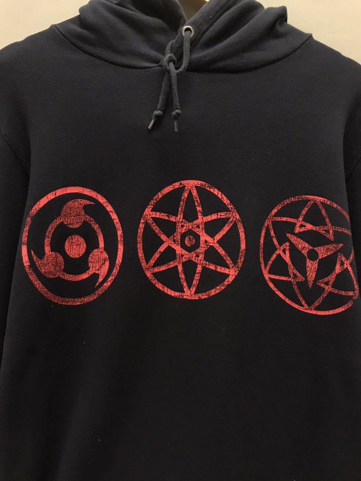 Anime Vintage Naruto Sharingan Eyes Anime Hoodie Uchiha Size US M / EU 48-50 / 2 - 4 Thumbnail