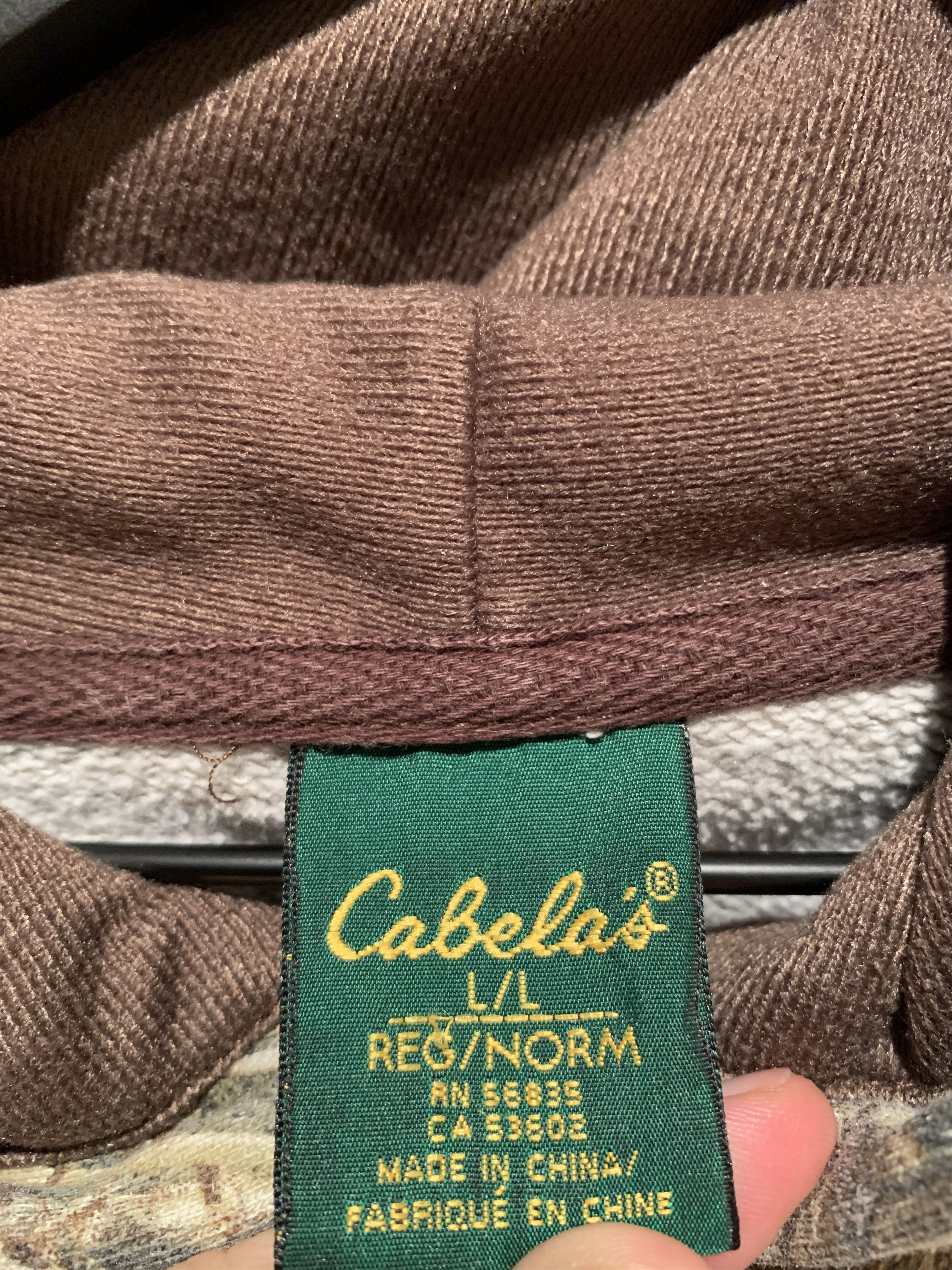 Cabelas *RARE* Vintage Cabela’s Mossy Oak Embroidered Camo Hoodie Size US L / EU 52-54 / 3 - 3 Thumbnail