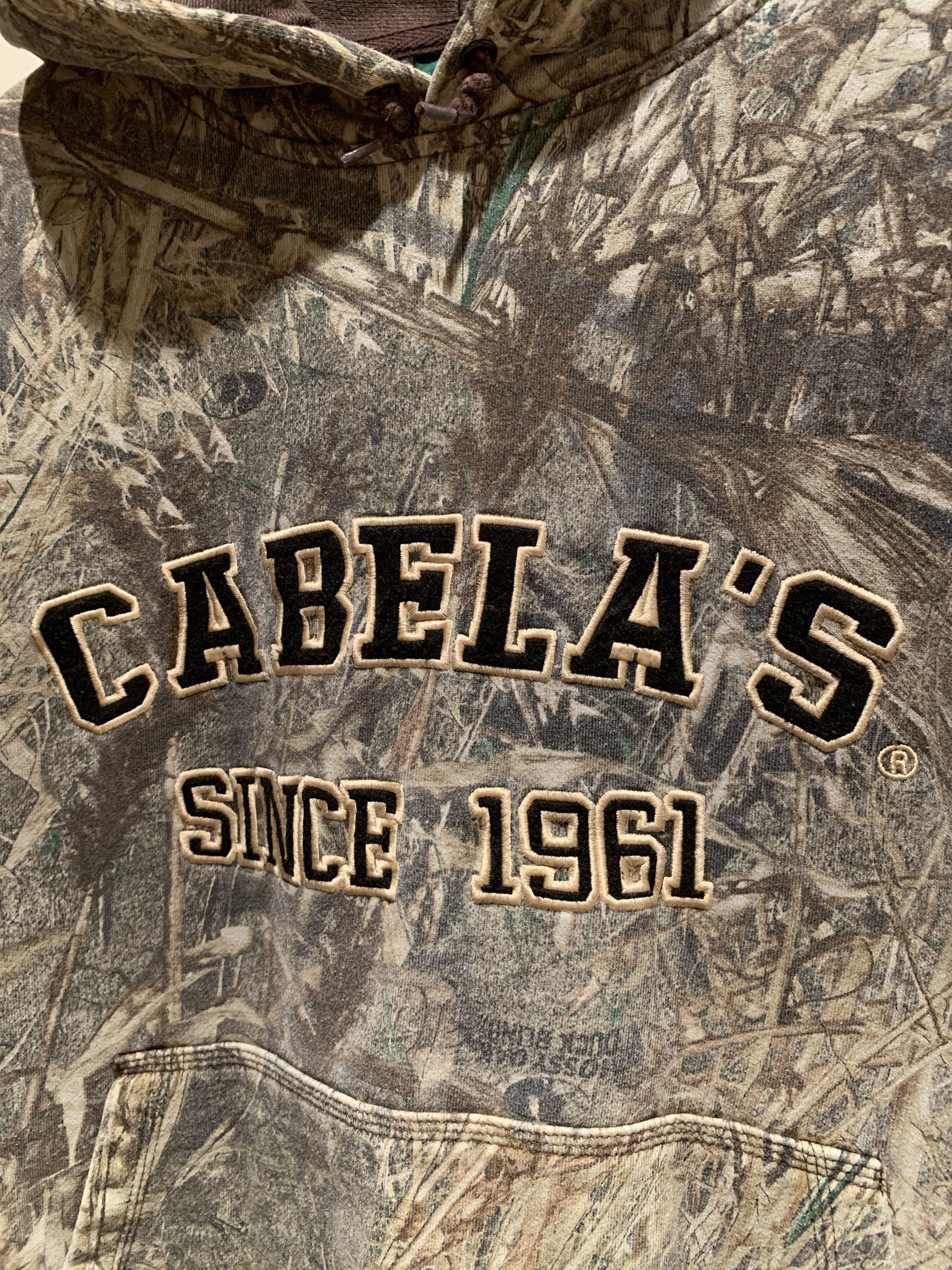 Cabelas *RARE* Vintage Cabela’s Mossy Oak Embroidered Camo Hoodie Size US L / EU 52-54 / 3 - 2 Thumbnail
