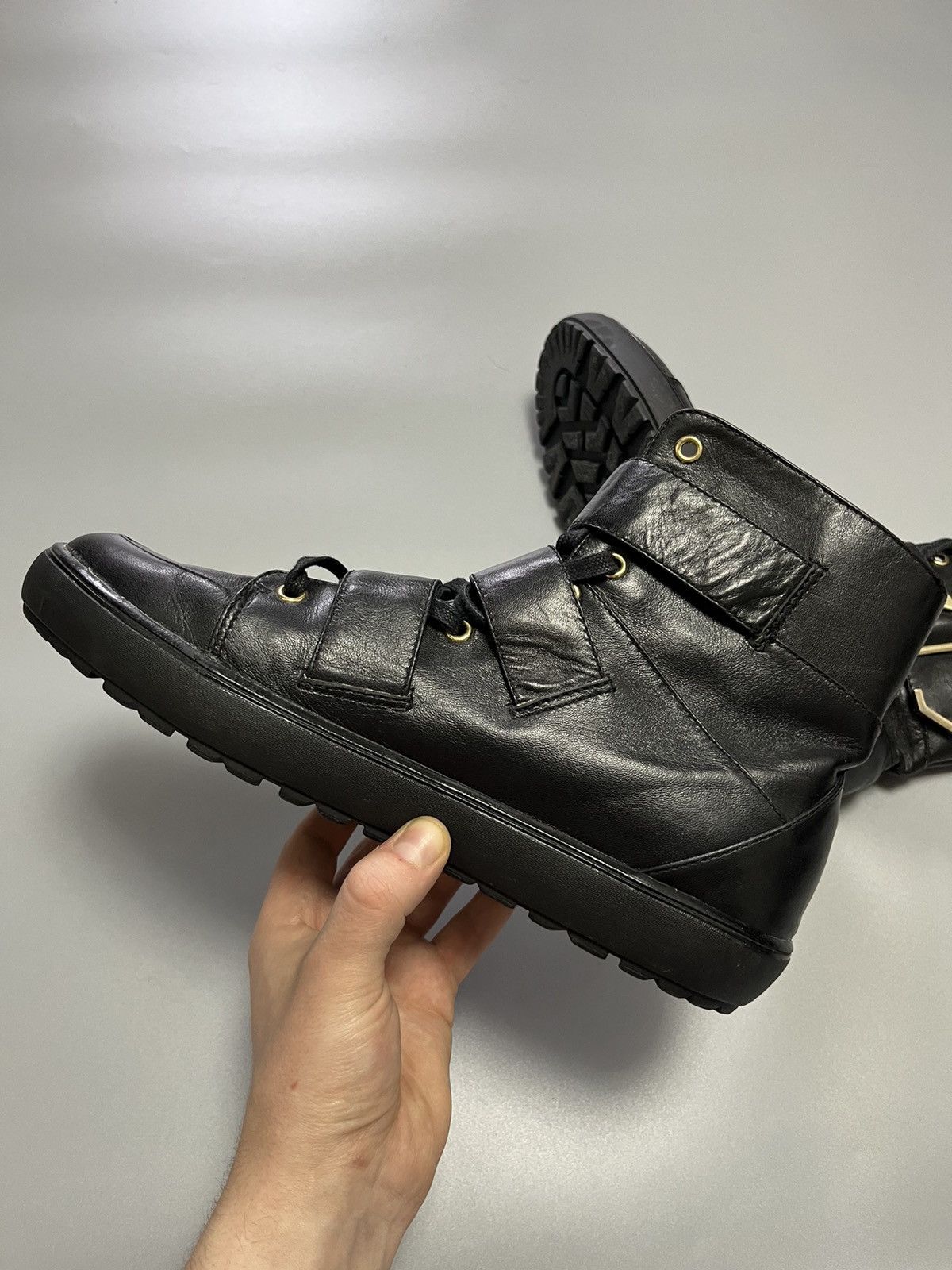 H&M × Versace Versace x H&M Black Buckle Trainers Leather Sneakers Size US 8 / EU 41 - 5 Thumbnail