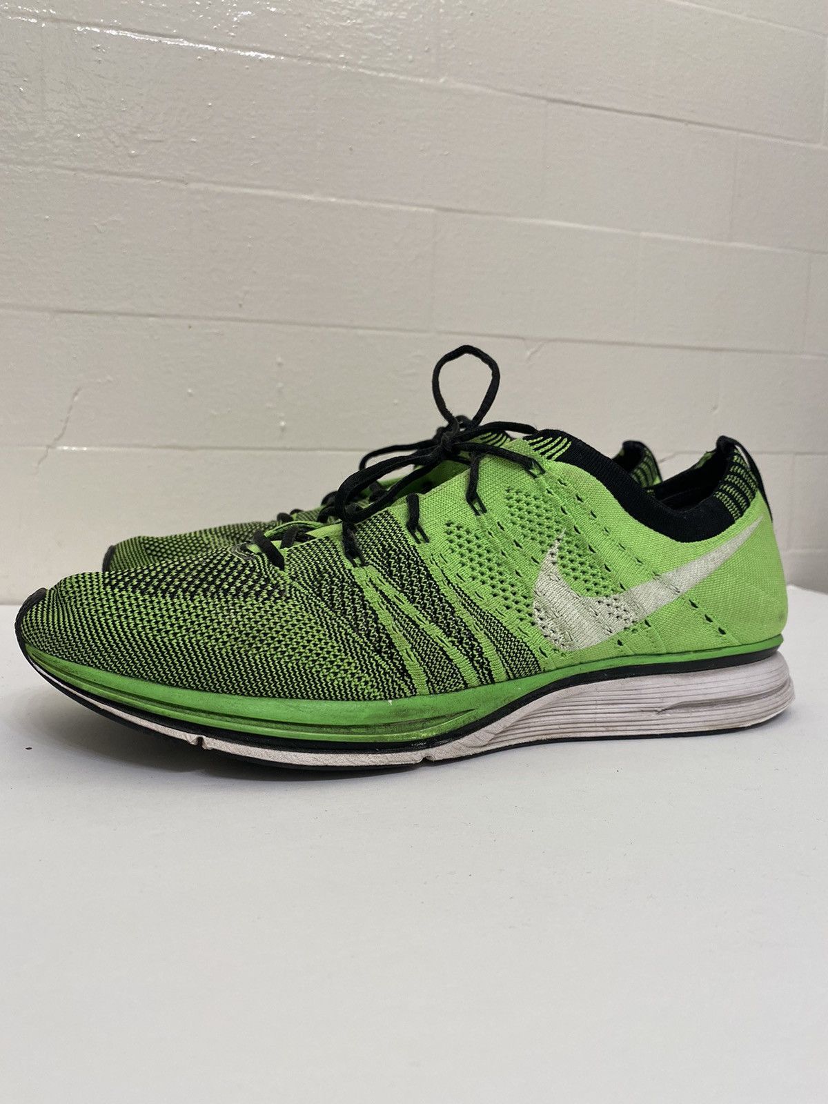 Nike Flyknit Trainer+ Electric Green Size US 10.5 / EU 43-44 - 1 Thumbnail