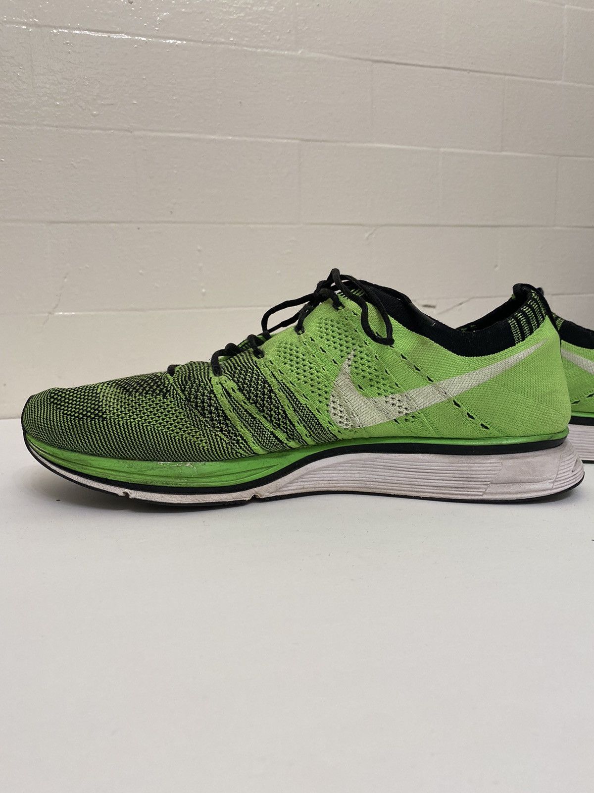 Nike Flyknit Trainer+ Electric Green Size US 10.5 / EU 43-44 - 3 Thumbnail