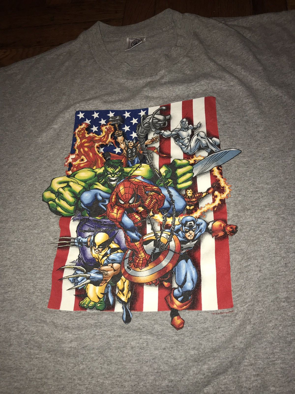 Marvel Comics Vintage 2001 Marvel Comics Avengers X-men Flag T-Shirt Size US XL / EU 56 / 4 - 1 Thumbnail