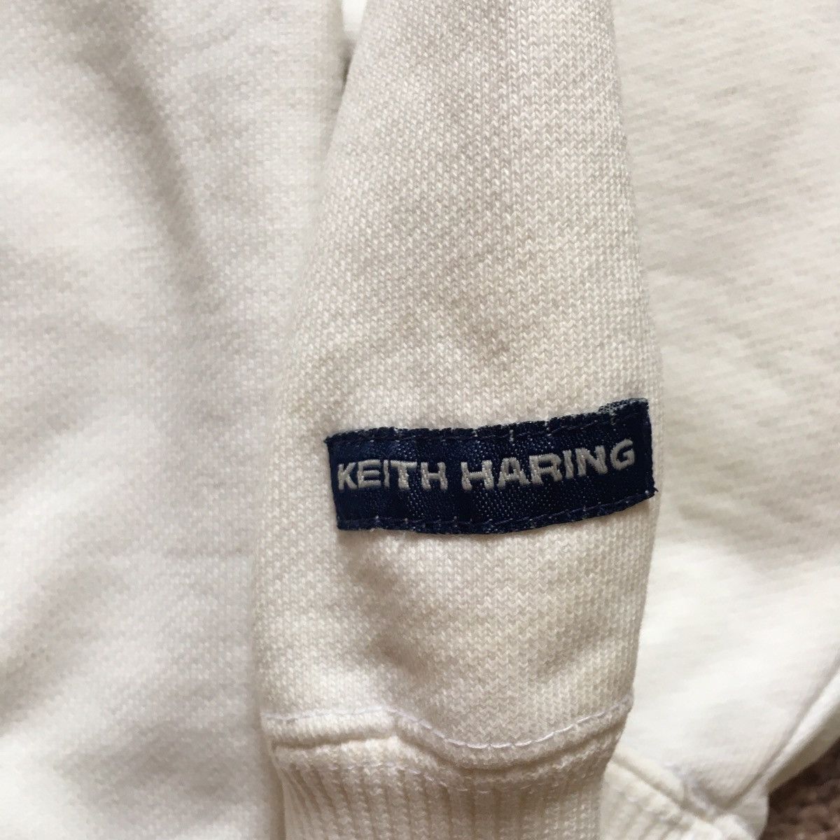 Keith Haring early 2000 keith haring by uniqlo ; help Size US M / EU 48-50 / 2 - 4 Thumbnail