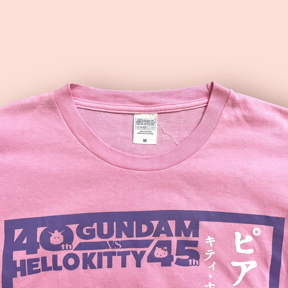 Japanese Brand LIMITED EDITION 2019 GUNDAM X HELLO KITTY PINK TEE IN PINK Size US M / EU 48-50 / 2 - 9 Thumbnail