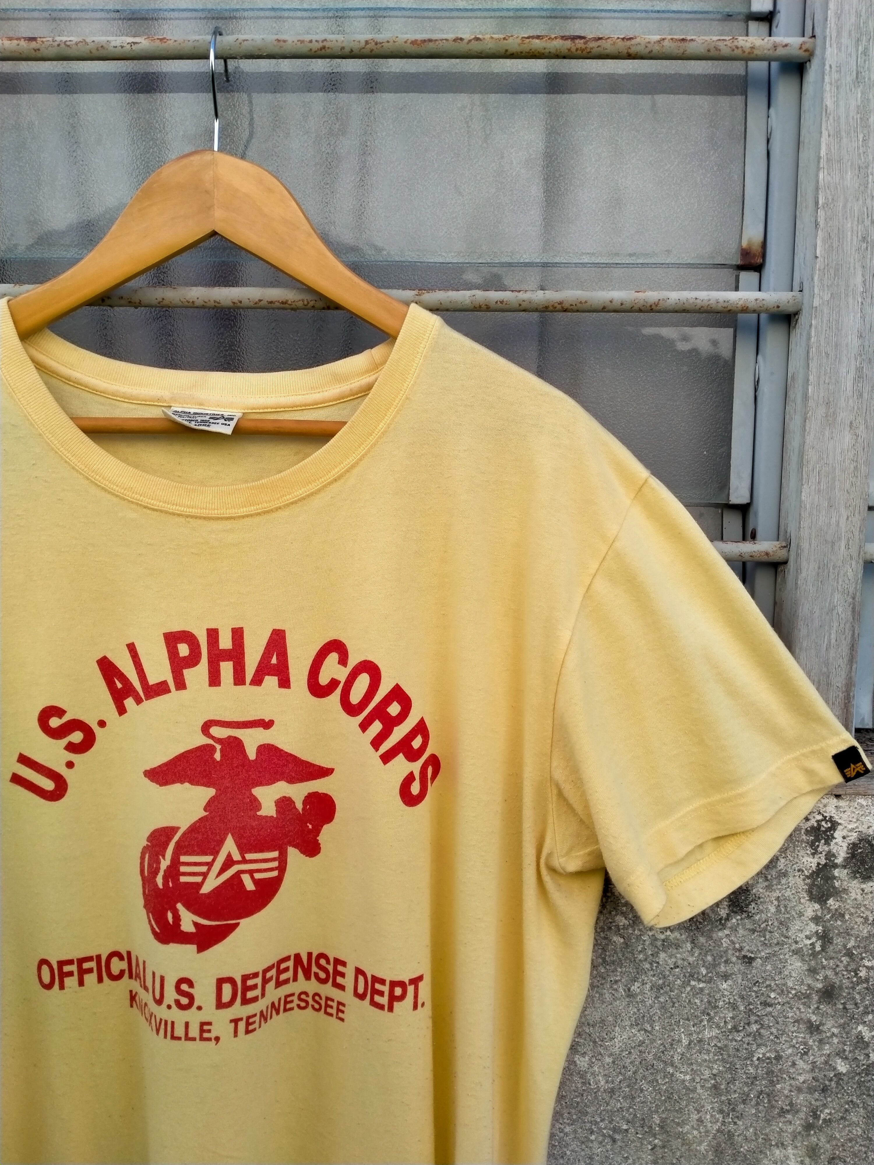 Alpha Industries Alpha Industries spellout tee Size US XL / EU 56 / 4 - 5 Thumbnail