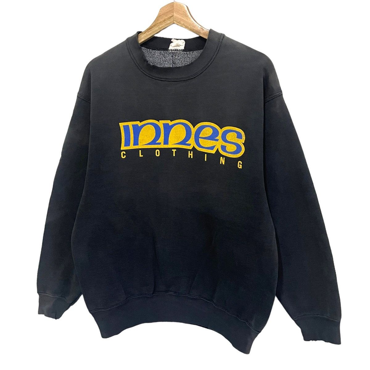 Rap Tees × Vintage 💥 90s INNES CLOTHING SUNFADED THRASHED SWEATSHIRT Size US M / EU 48-50 / 2 - 3 Thumbnail