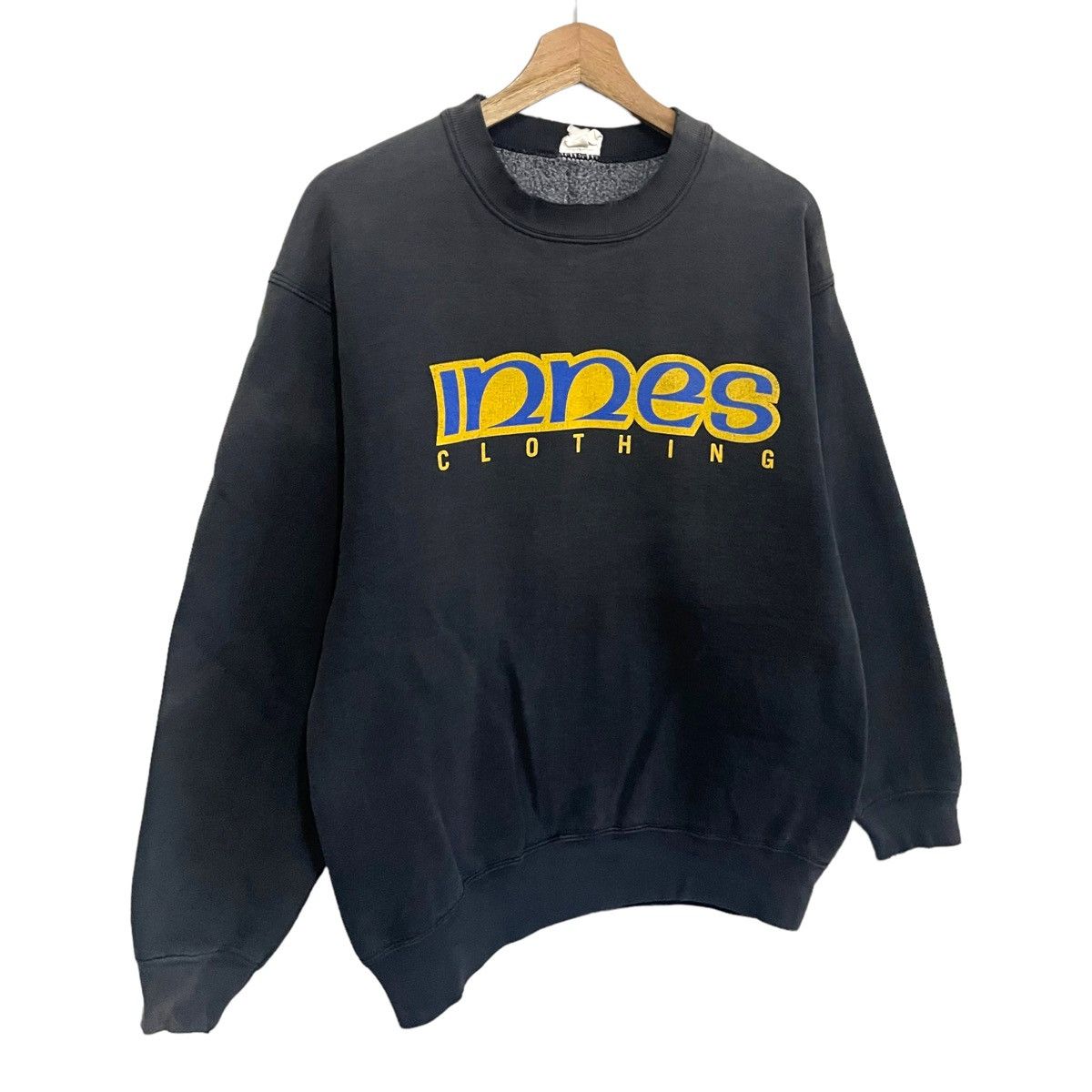 Rap Tees × Vintage 💥 90s INNES CLOTHING SUNFADED THRASHED SWEATSHIRT Size US M / EU 48-50 / 2 - 4 Thumbnail