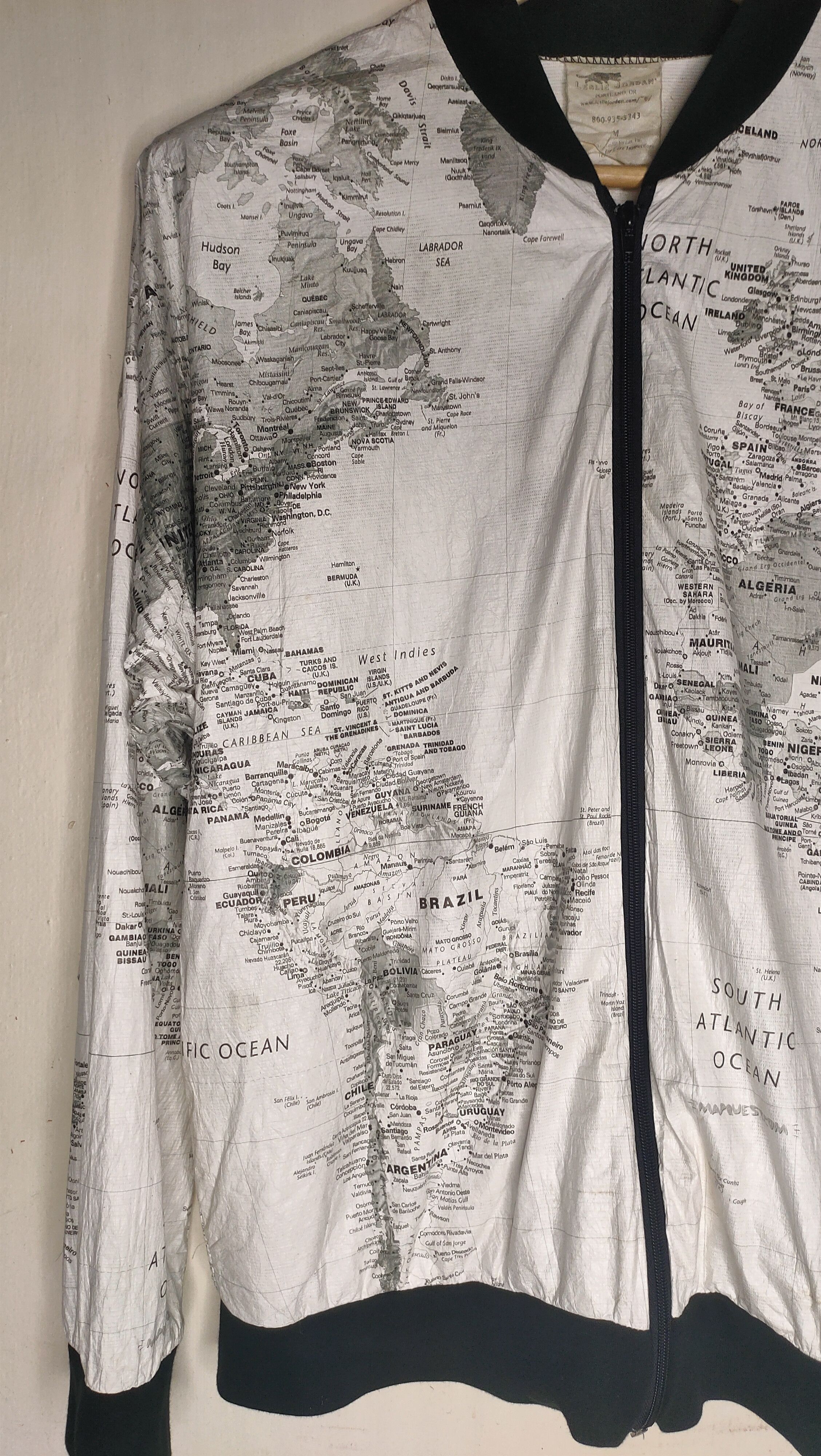 Nirvana × Vintage 🔥NEEDGONE🔥Paper world map jacket LESLIE JORDAN Size US M / EU 48-50 / 2 - 4 Thumbnail