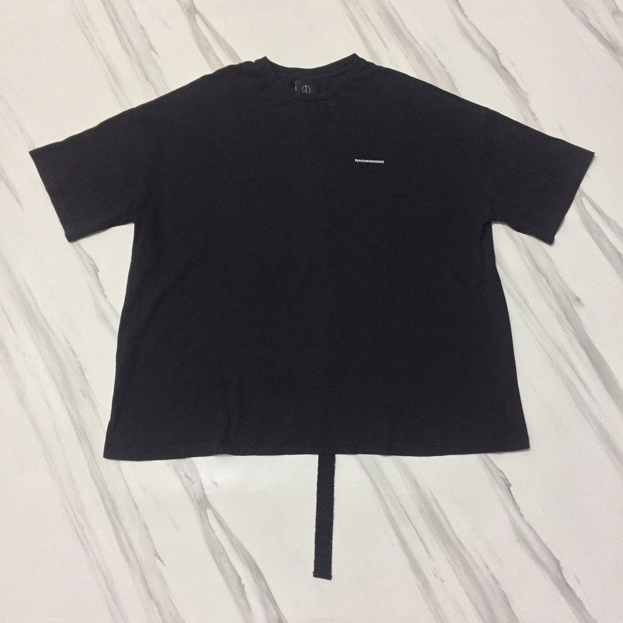 image of Peaceminusone G-Dragon Of Bigbang Tee in Black, Men's (Size Large)