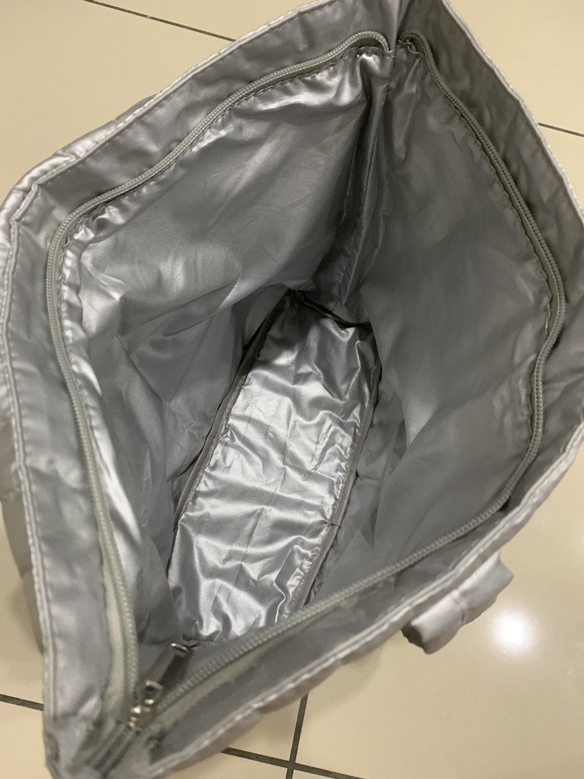 Issey Miyake × Japanese Brand VINTAGE PLANTATION BY ISSEY MIYAKE SILVER NYLON TOTE BAG Size ONE SIZE - 7 Thumbnail