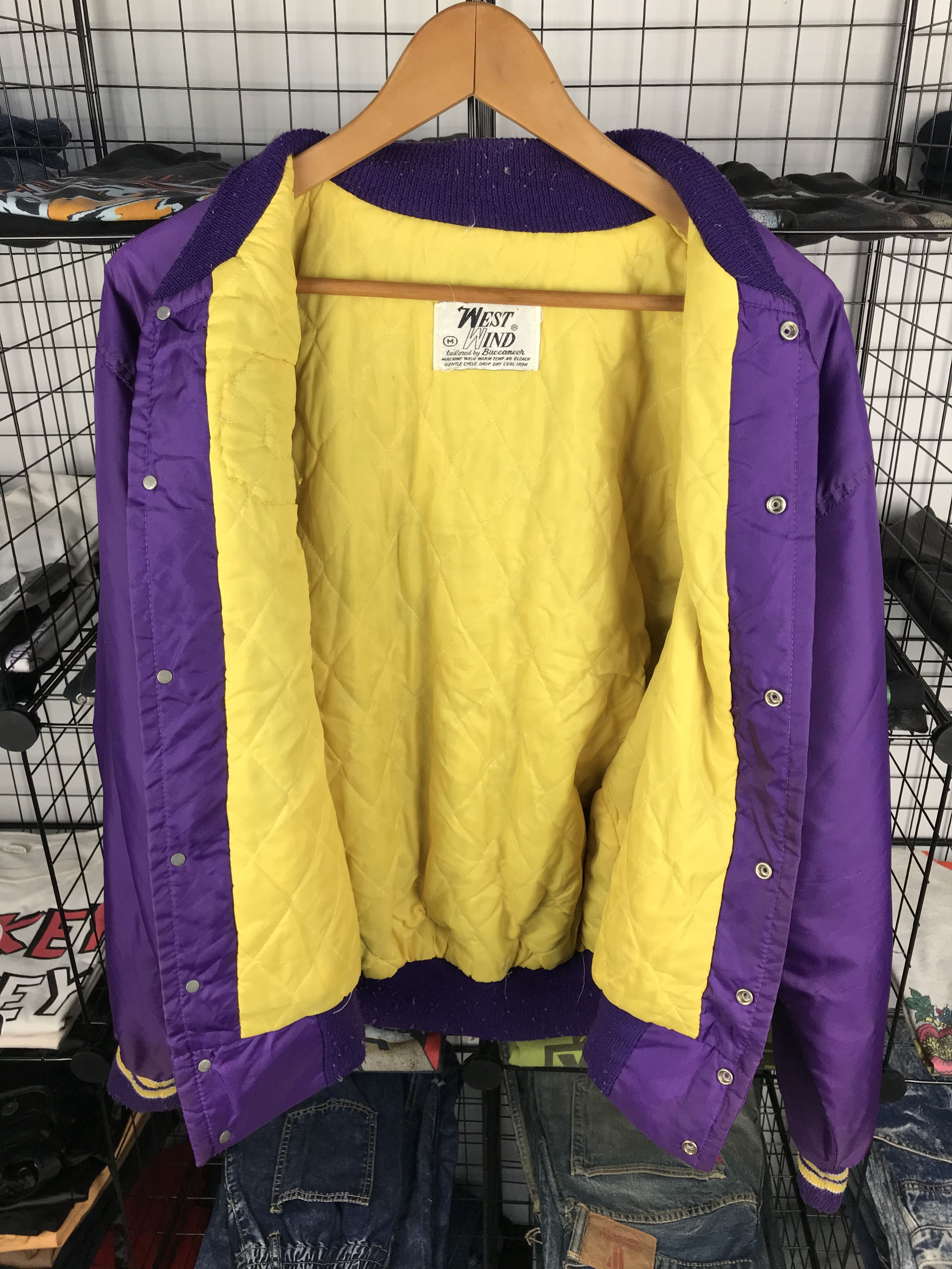Vintage Vintage West Wind Plum High Soccer Bomber Jacket Big Logo Size US M / EU 48-50 / 2 - 7 Thumbnail