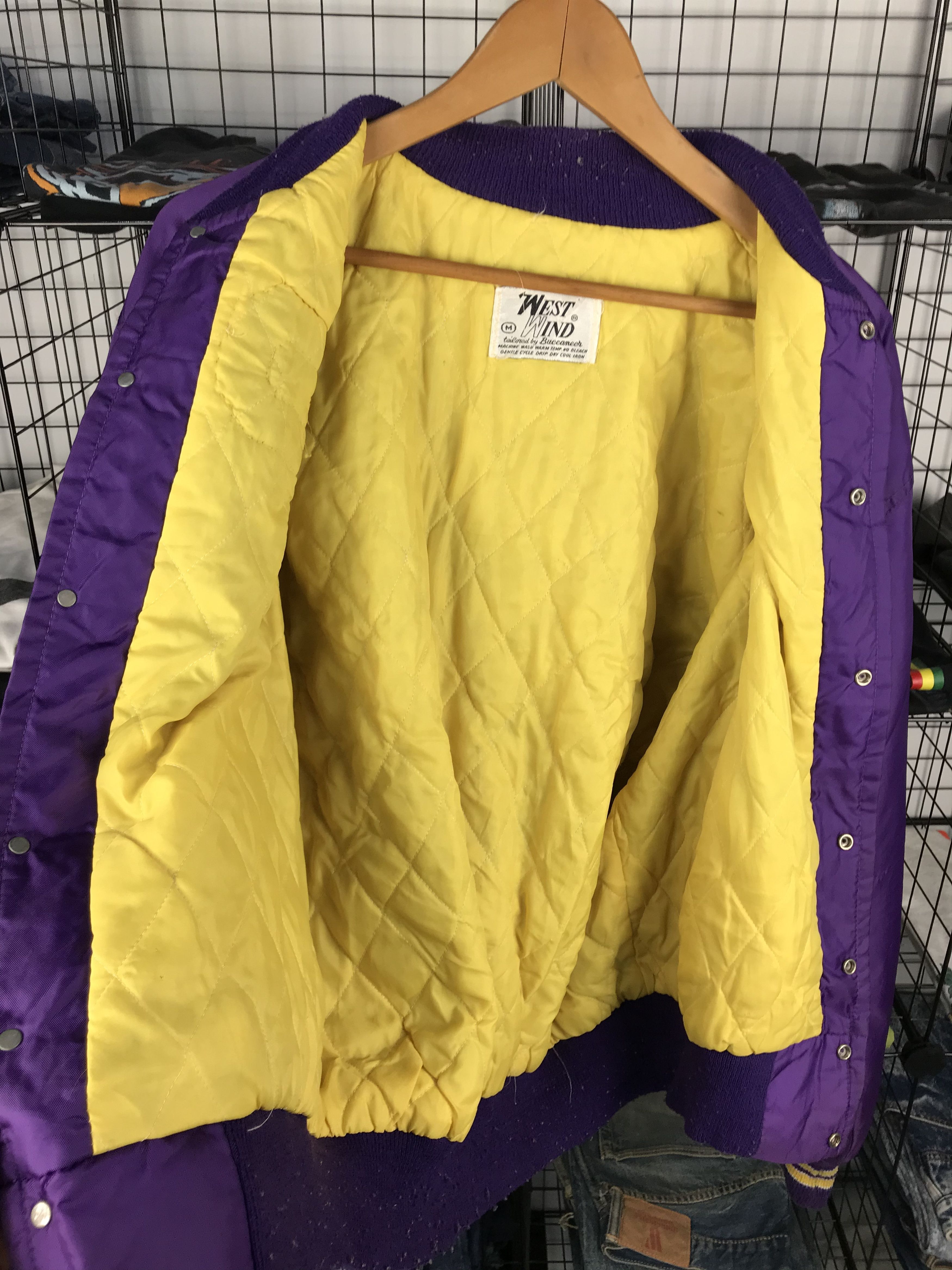 Vintage Vintage West Wind Plum High Soccer Bomber Jacket Big Logo Size US M / EU 48-50 / 2 - 8 Thumbnail
