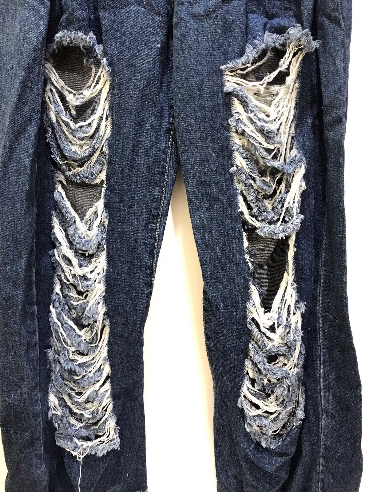 Japanese Brand Distressed Denim Nice Design Size US 28 / EU 44 - 2 Thumbnail