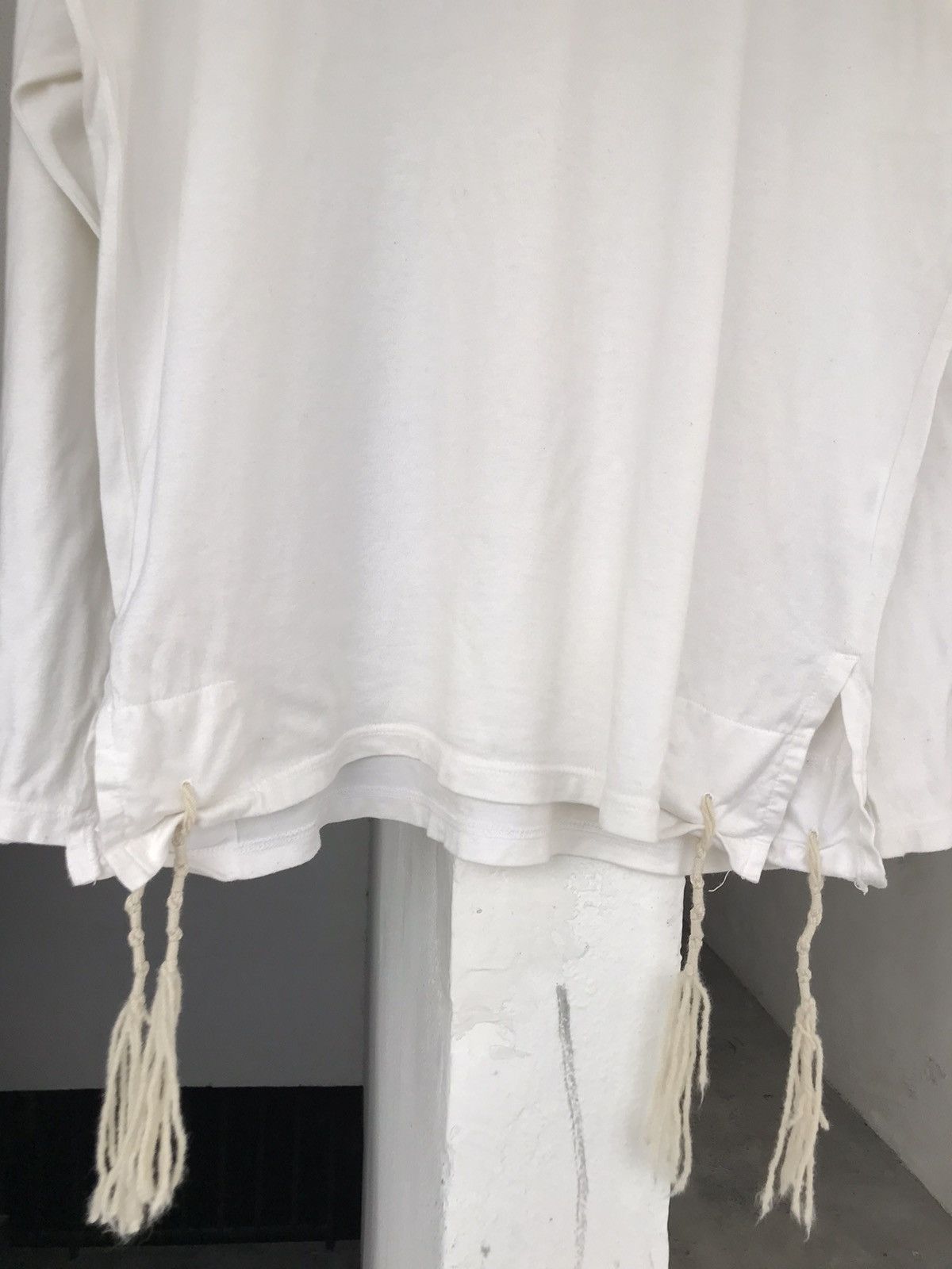 Unused Aw 13 Unused White Fringe Tee Travis Scott Size US M / EU 48-50 / 2 - 8 Thumbnail