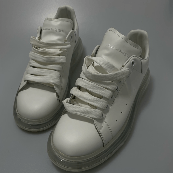 Alexander McQueen Alexander McQueen Transparent Sole Oversized Sneakers Mens E Size US 9 / EU 42 - 1 Thumbnail