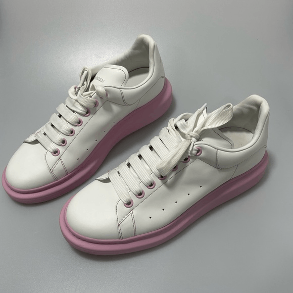 Alexander McQueen Alexander McQueen Larry Oversized Platform Sneakers Men’s EU Size US 11 / EU 44 - 2 Thumbnail