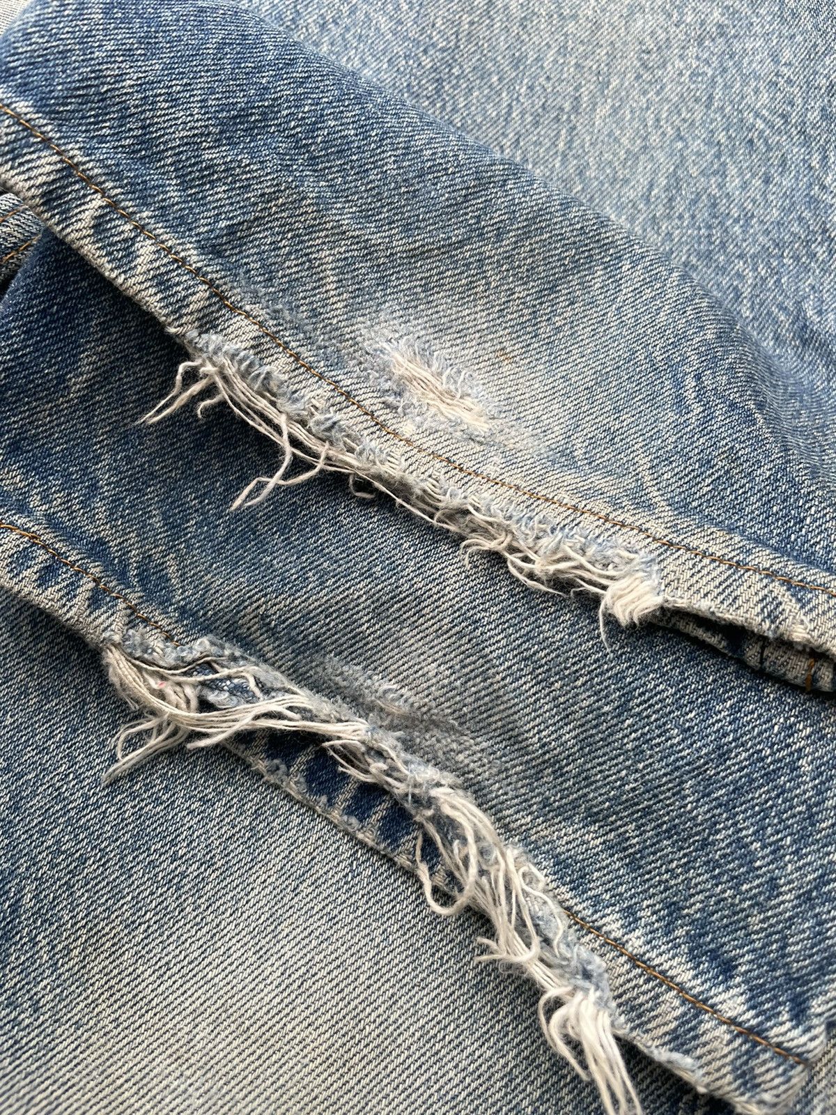 Levi's Vintage Levi’s 501 e 1985 Aging Stone Wash Distressed Size US 28 / EU 44 - 14 Thumbnail