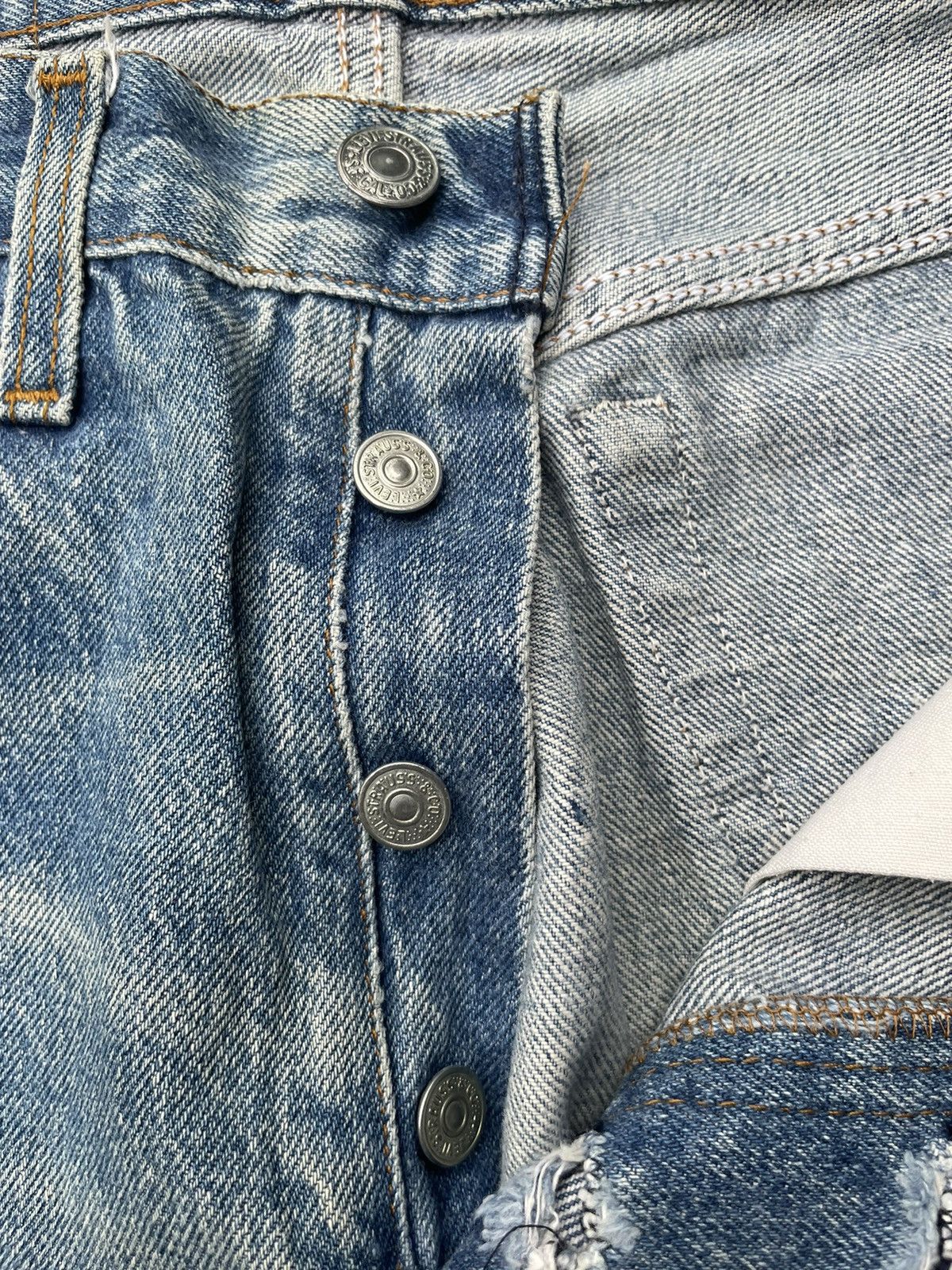 Levi's Vintage Levi’s 501 e 1985 Aging Stone Wash Distressed Size US 28 / EU 44 - 24 Thumbnail